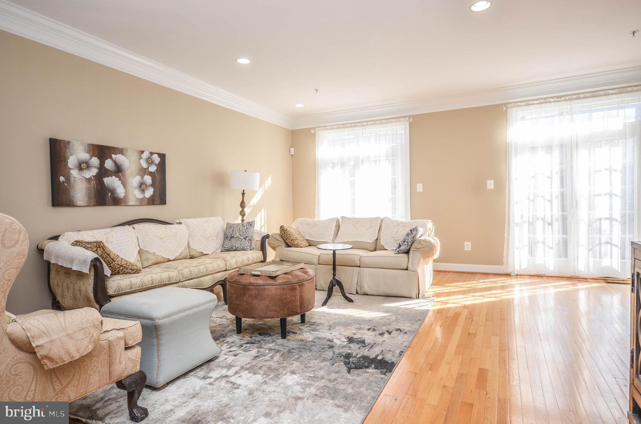 KING FARM BAILEYS COMMON - Residential Lease