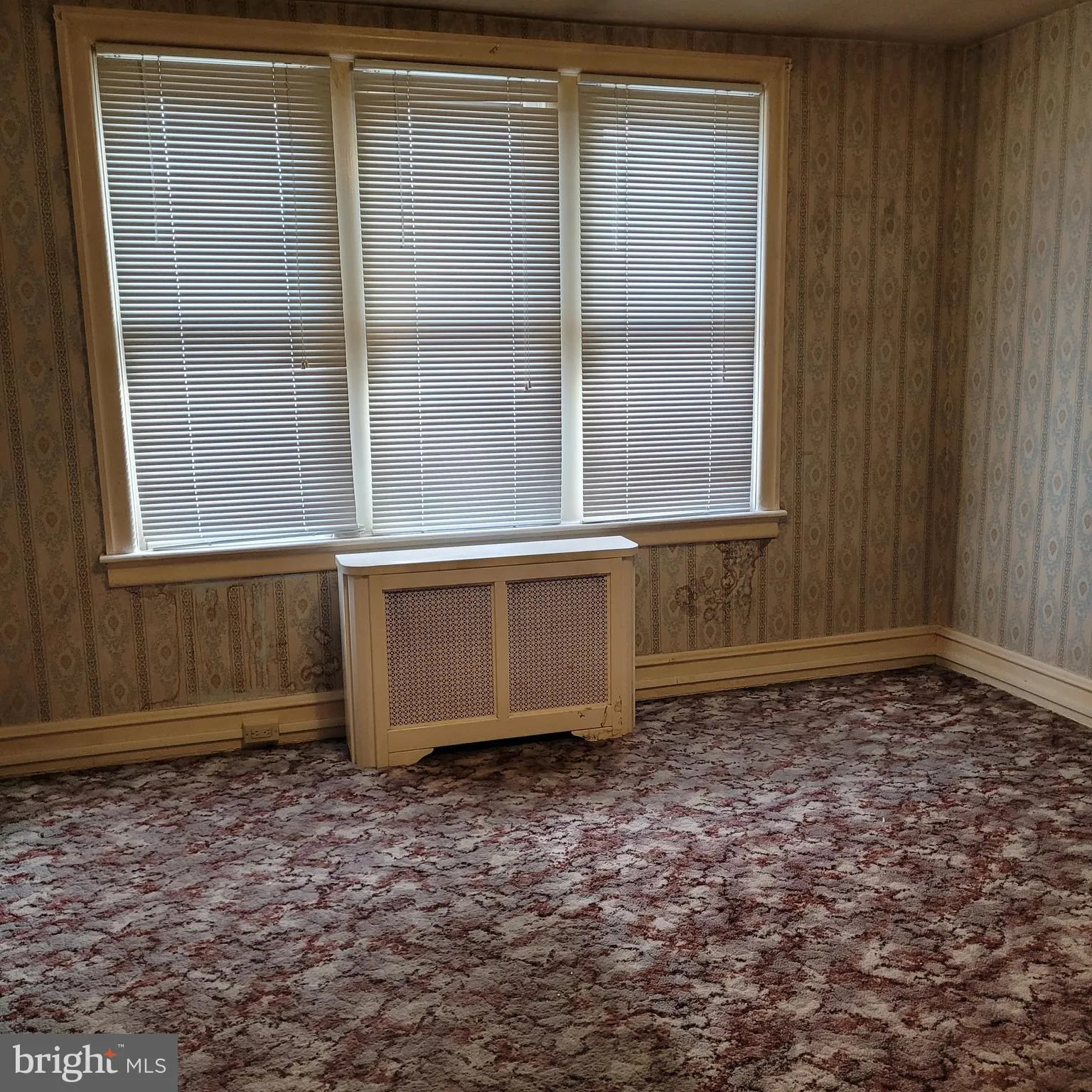 Philadelphia, Pennsylvania 19134, United States, 3 Bedrooms Bedrooms, ,1 BathroomBathrooms,Residential,Pending,27353