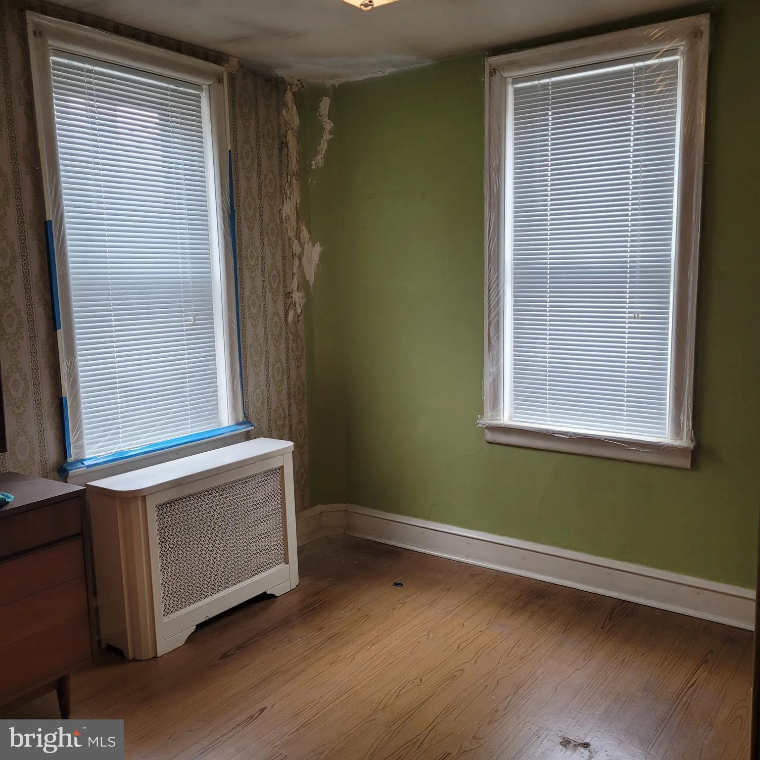 Philadelphia, Pennsylvania 19134, United States, 3 Bedrooms Bedrooms, ,1 BathroomBathrooms,Residential,Pending,27353