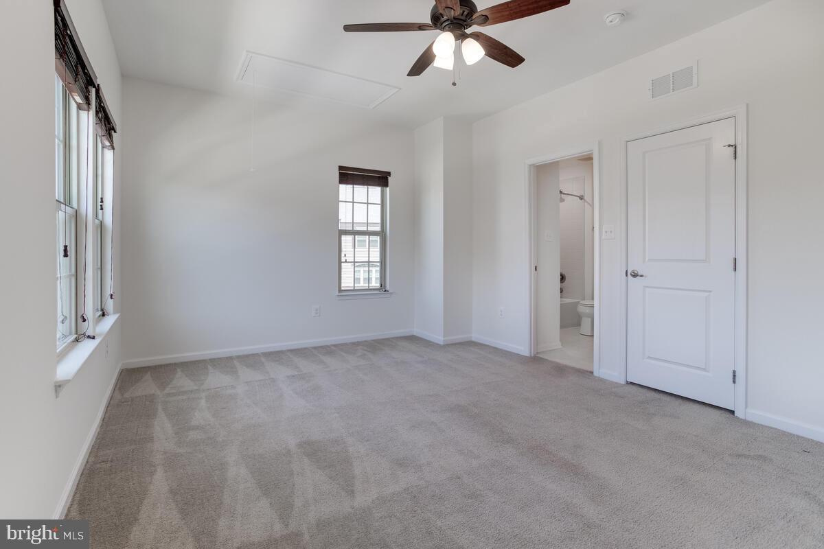 PARKSIDE - Residential