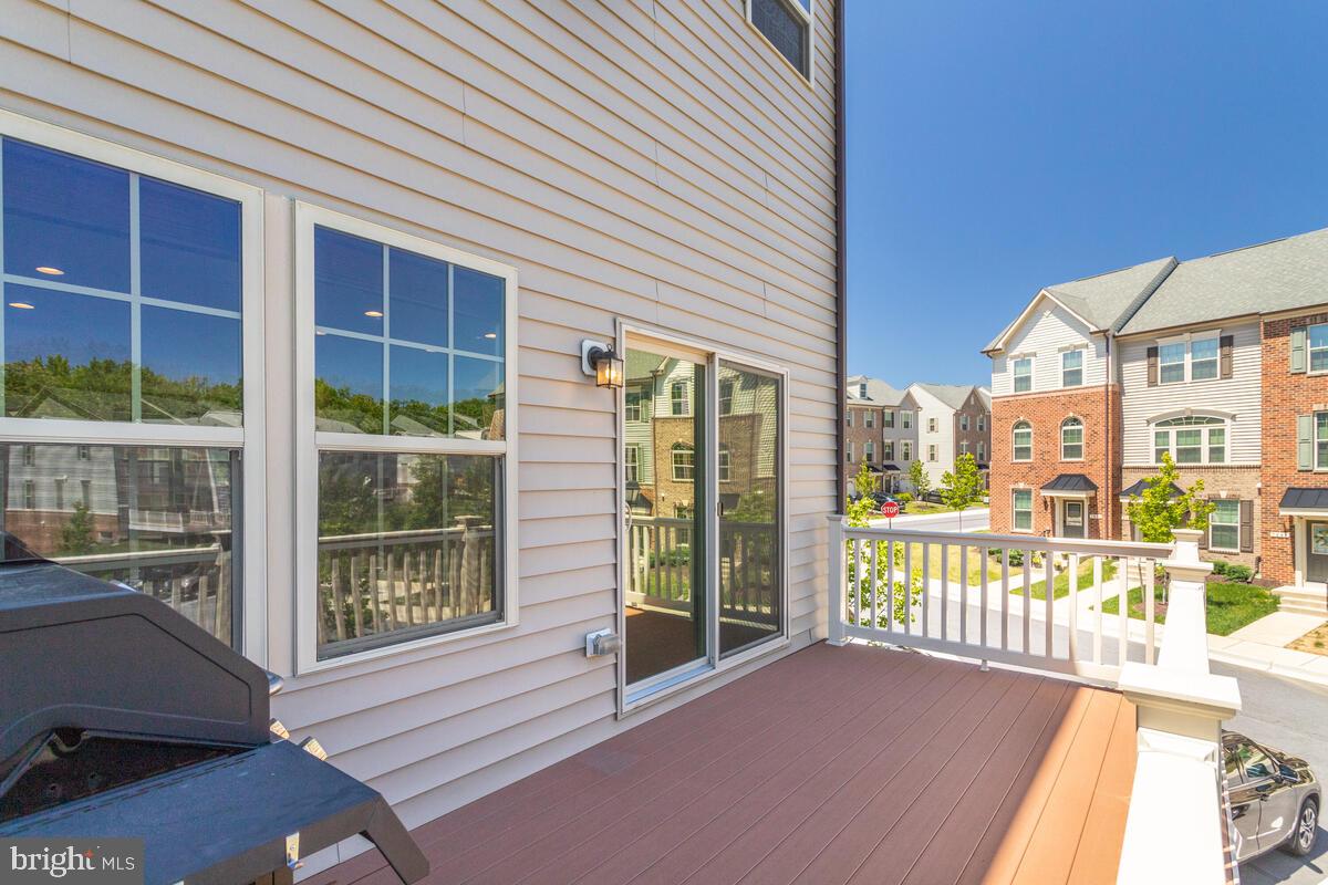 PARKSIDE - Residential