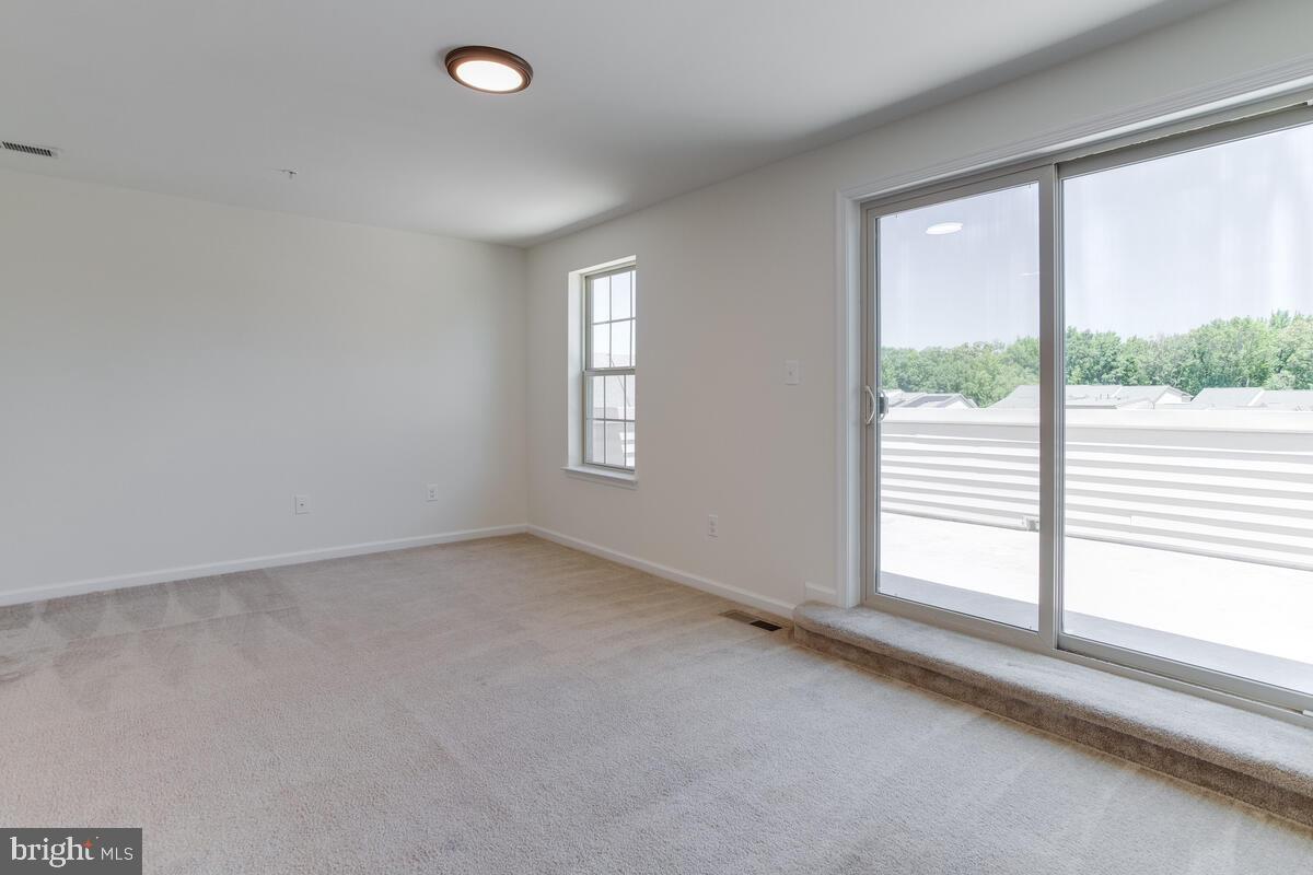 PARKSIDE - Residential