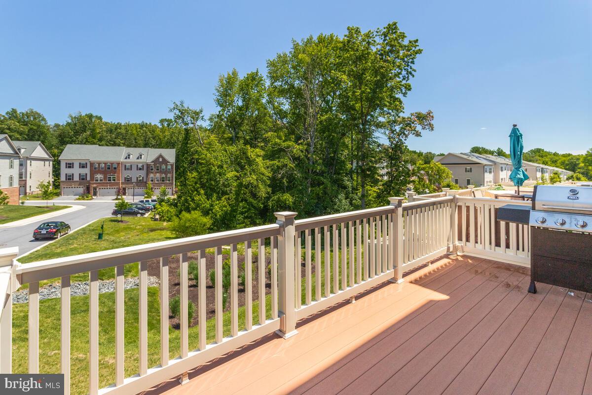 PARKSIDE - Residential