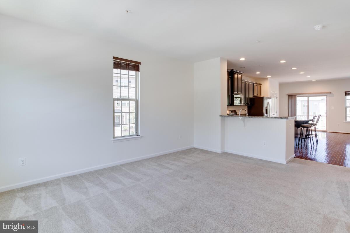 PARKSIDE - Residential