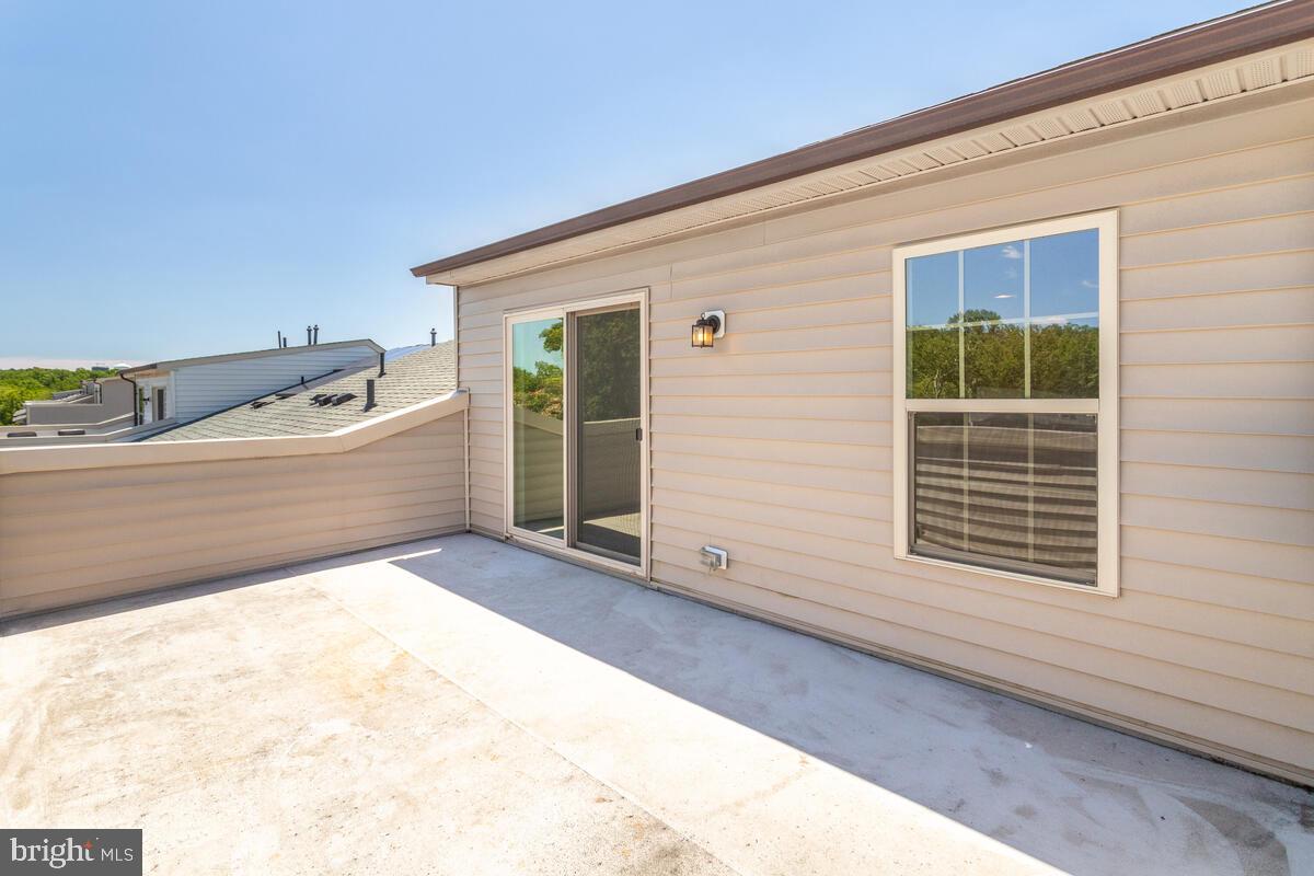 PARKSIDE - Residential