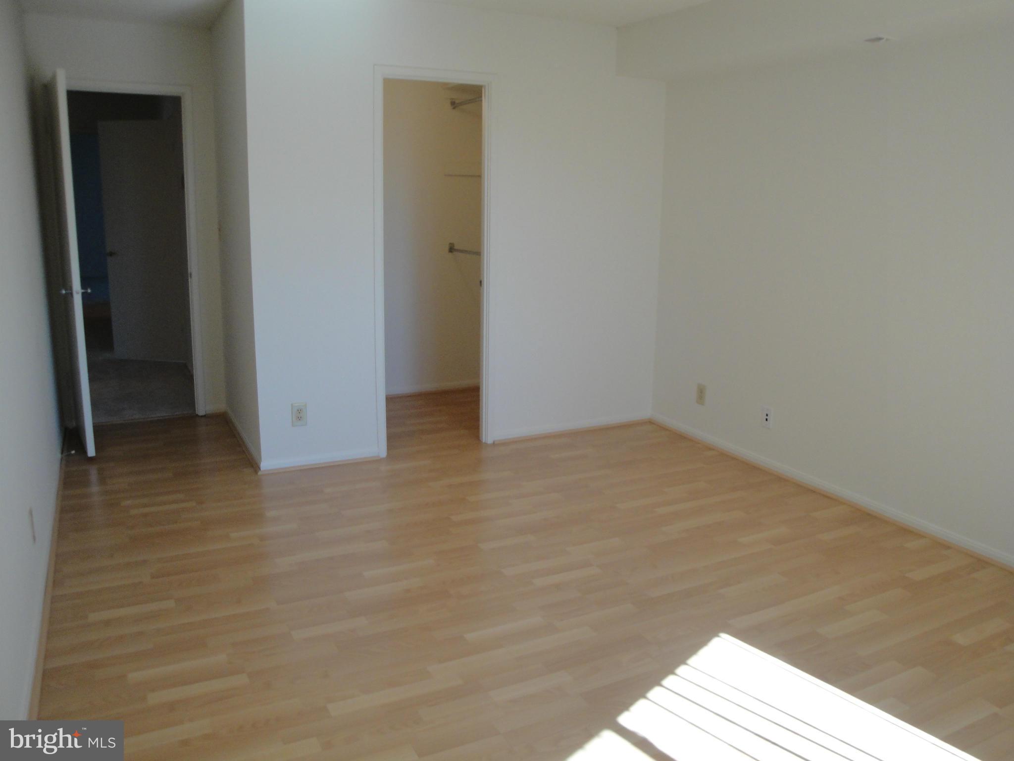 ROTONDA - Residential Lease