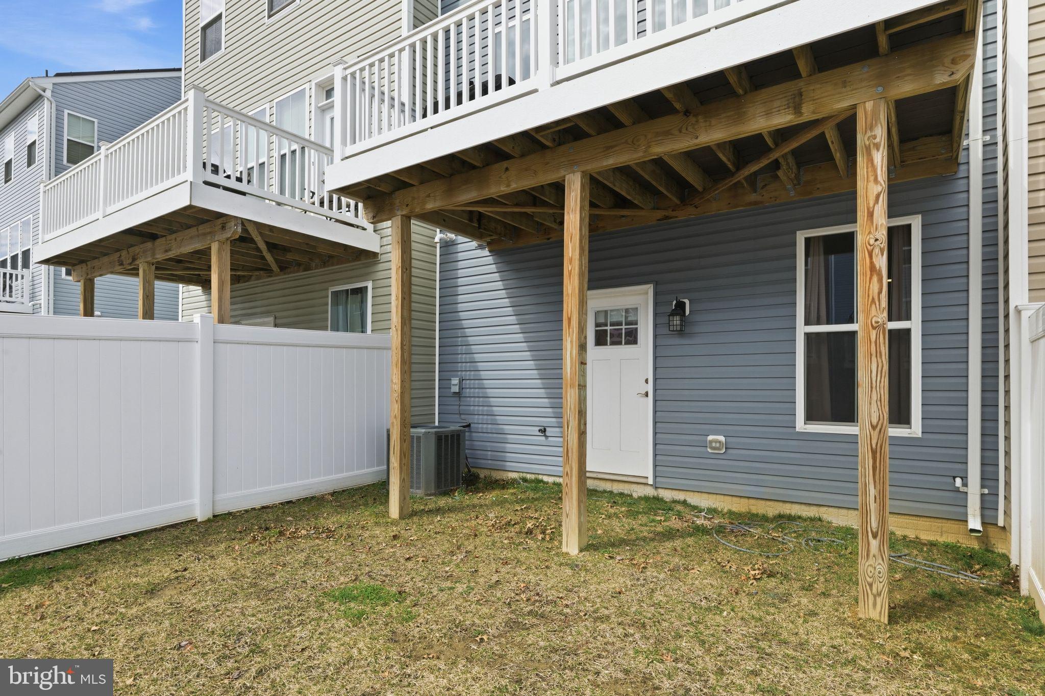 HYDE PARK OVERLOOK - Residential