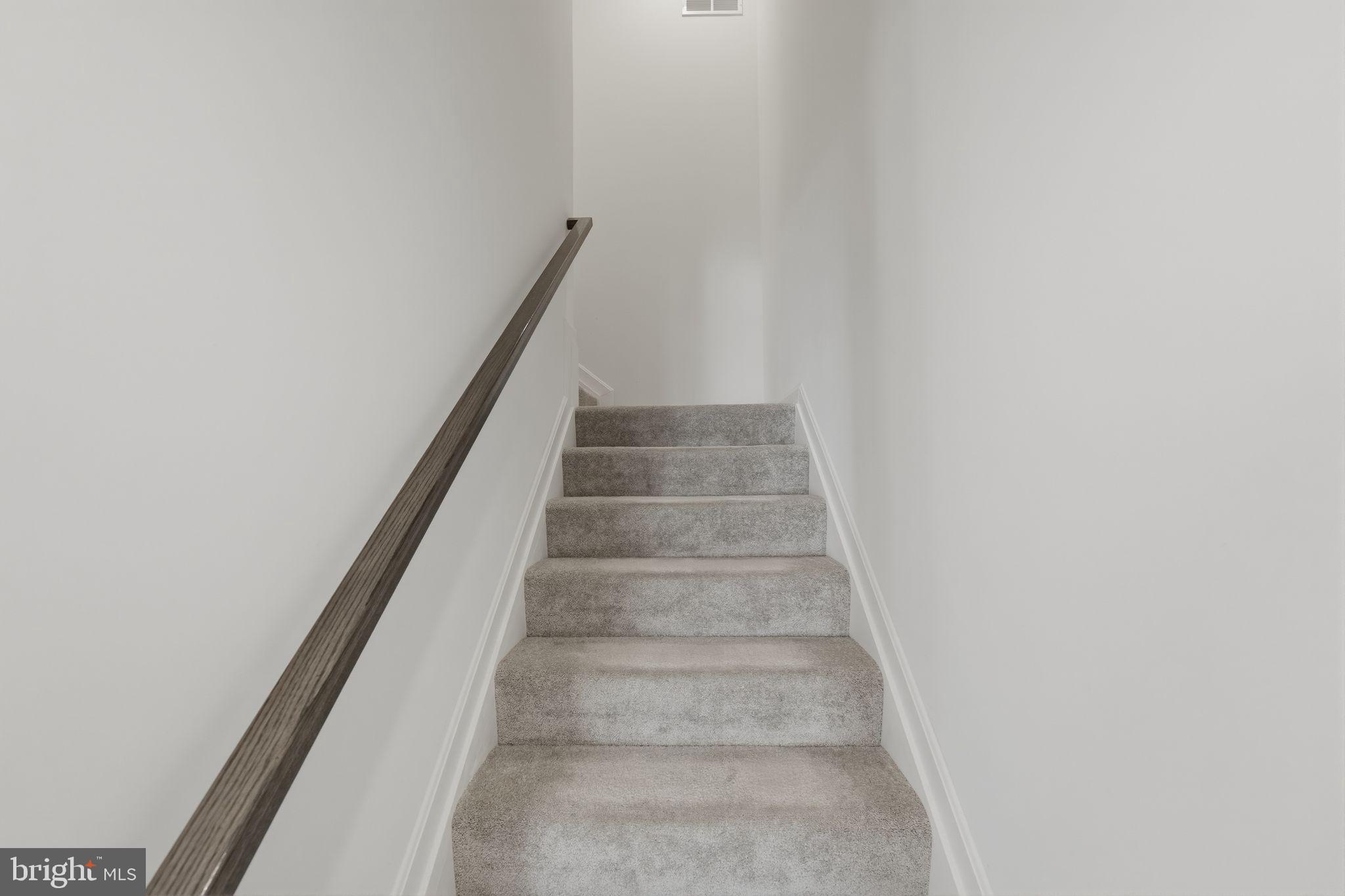 HYDE PARK OVERLOOK - Residential