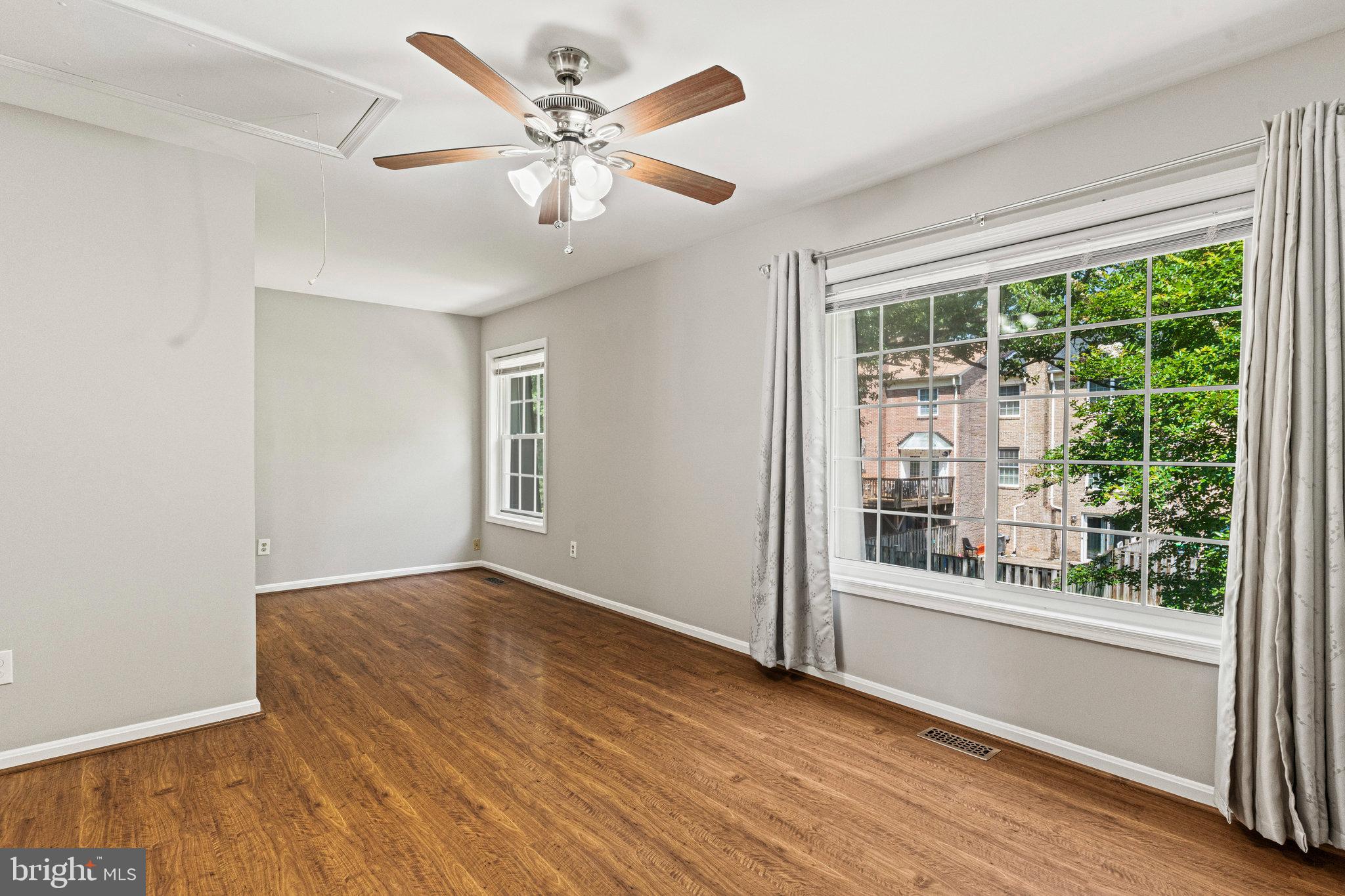 GREENTREE VILLAGE - Residential Lease