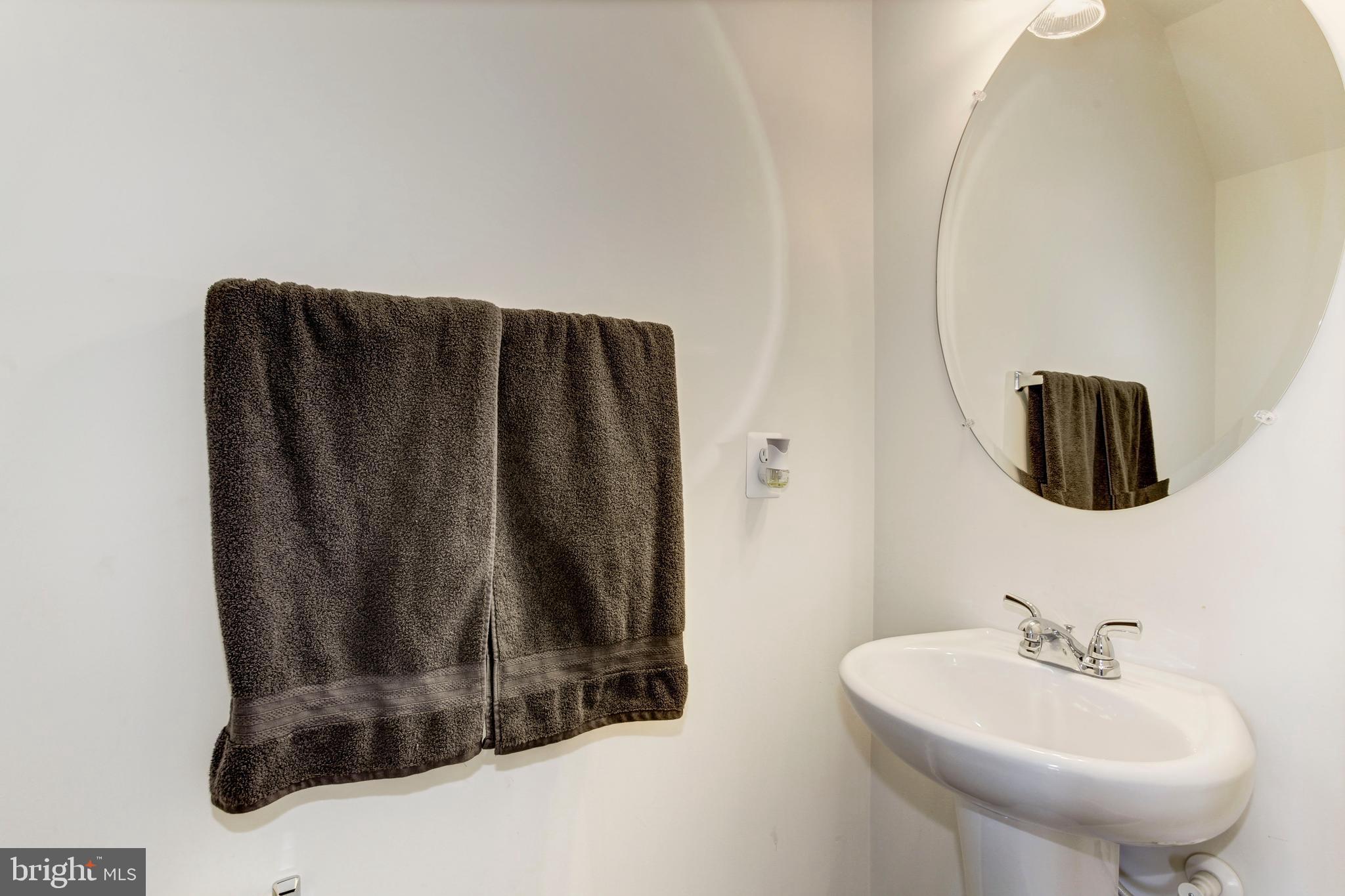 BLACKBURN POINT AT RIPPON LANDING - Residential