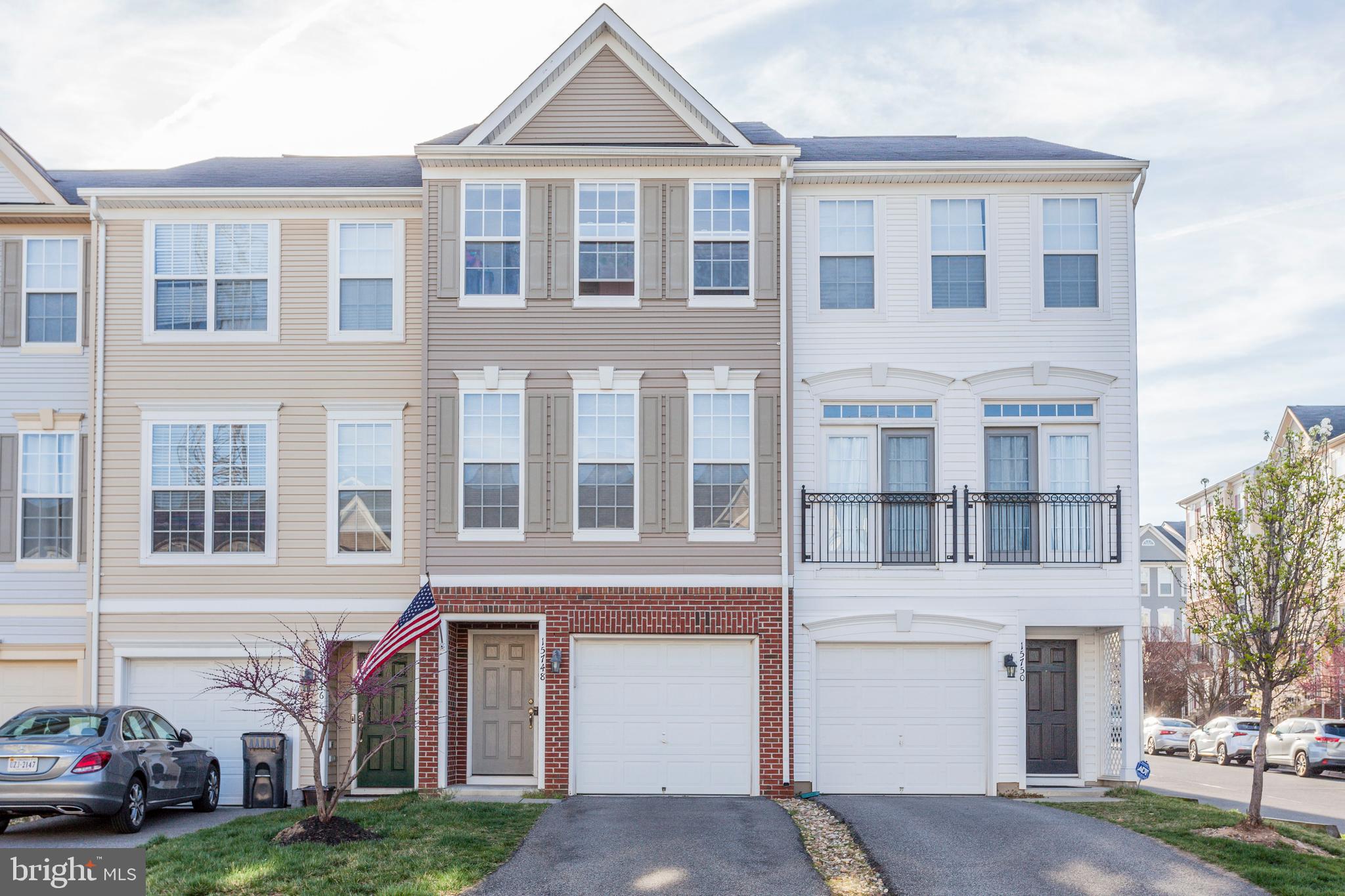 BLACKBURN POINT AT RIPPON LANDING - Residential