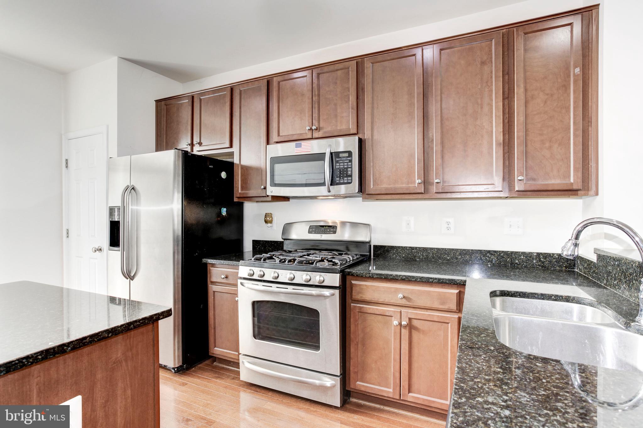 BLACKBURN POINT AT RIPPON LANDING - Residential