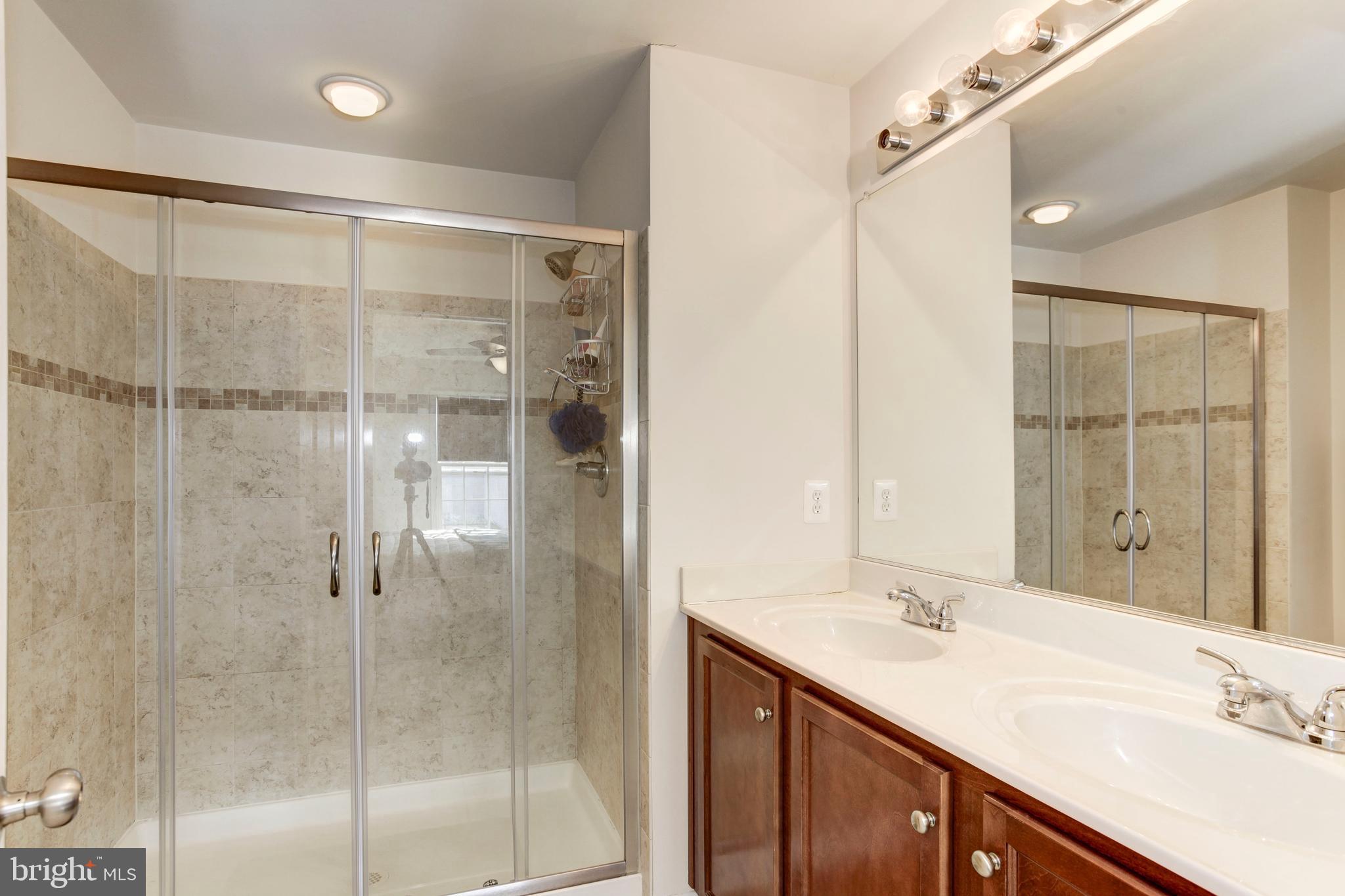 BLACKBURN POINT AT RIPPON LANDING - Residential