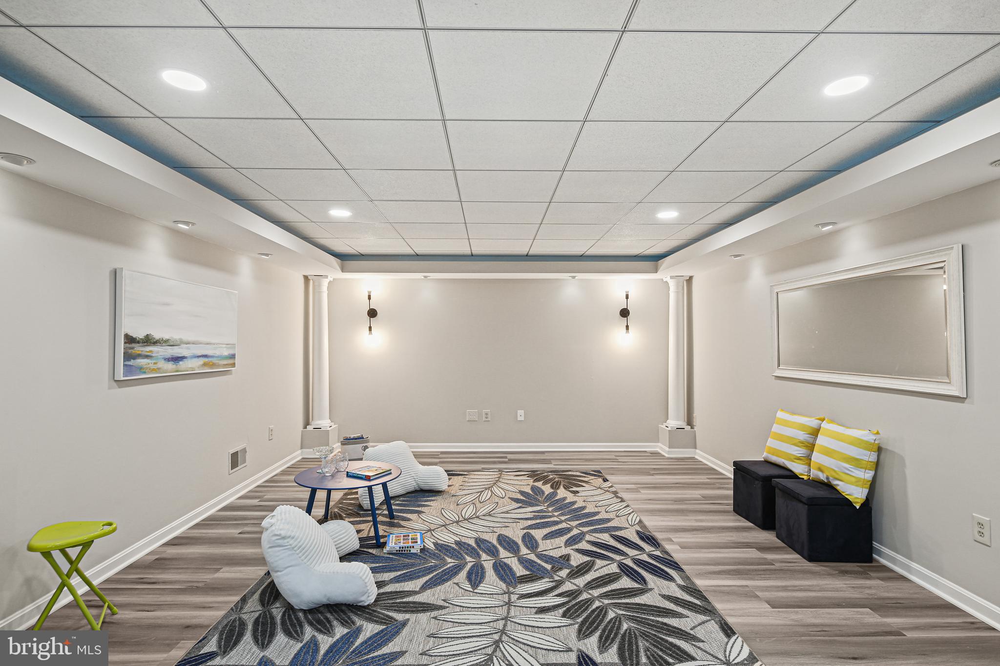 VILLAGE OF RIVER HILL - Residential