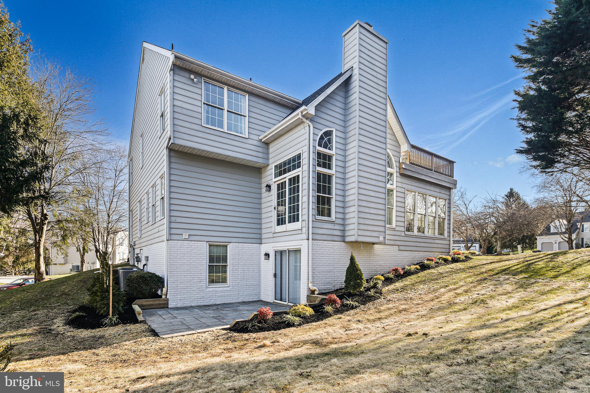 VILLAGE OF RIVER HILL - Residential