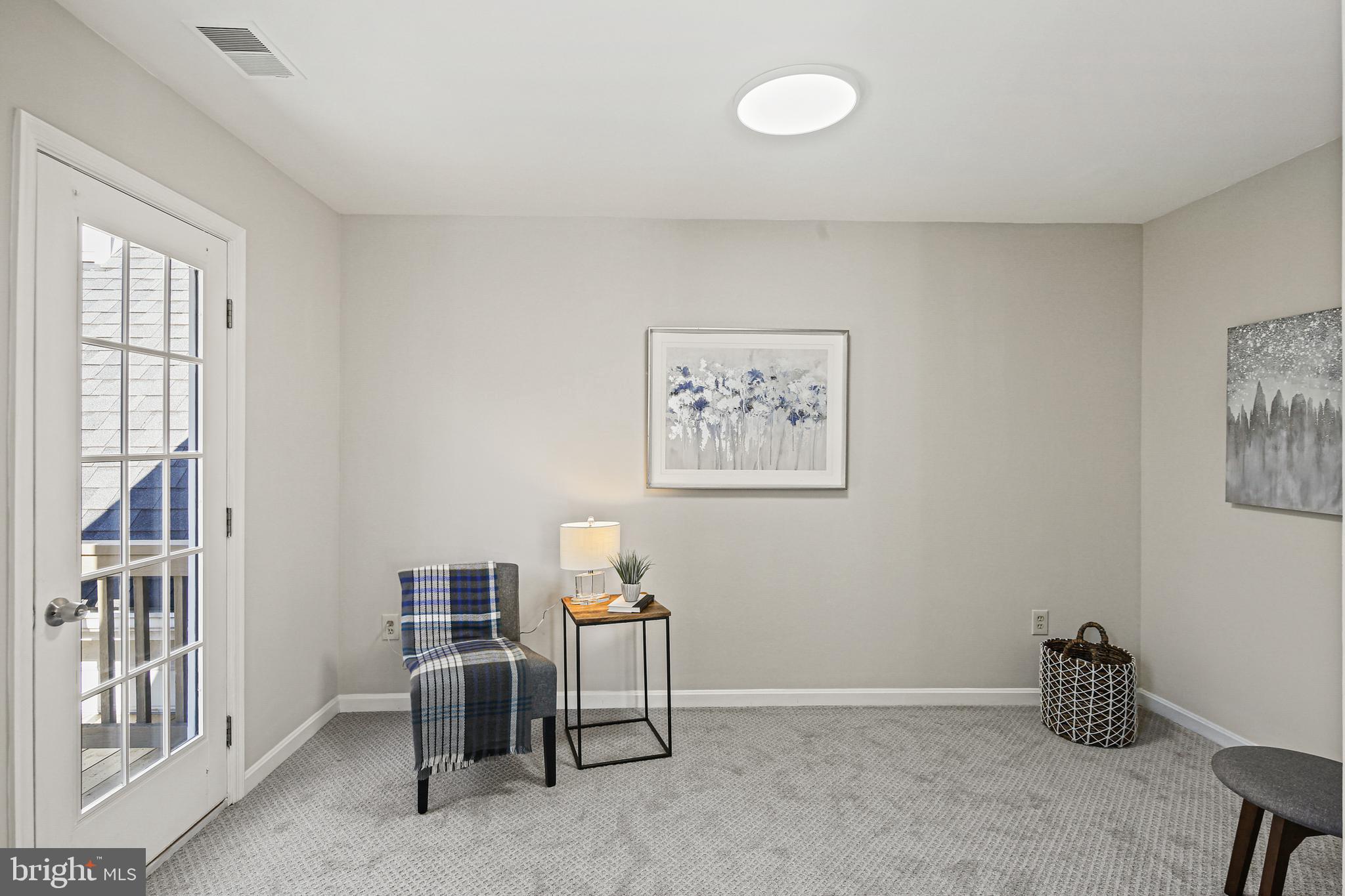 VILLAGE OF RIVER HILL - Residential