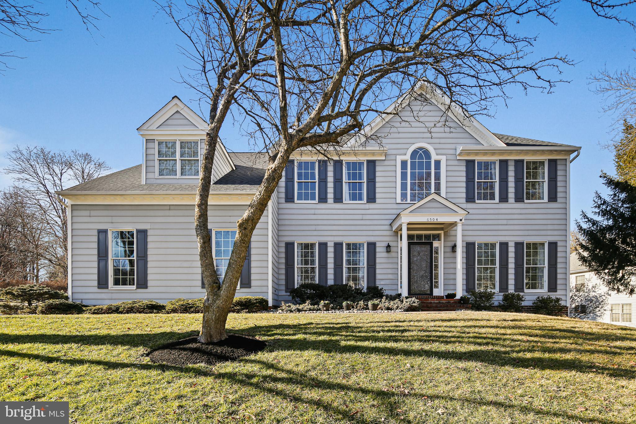 VILLAGE OF RIVER HILL - Residential