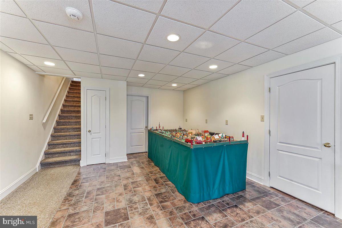 SPRINGTON CHASE - Residential