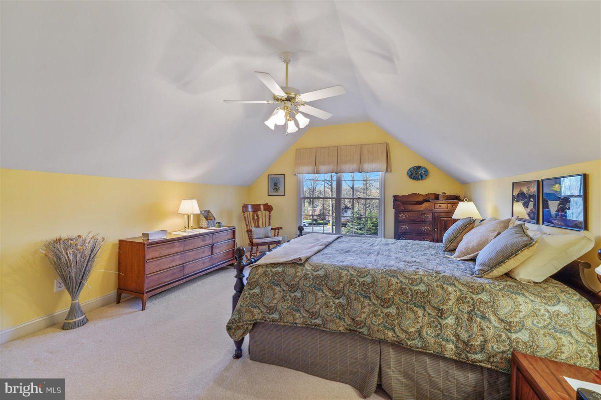 SPRINGTON CHASE - Residential