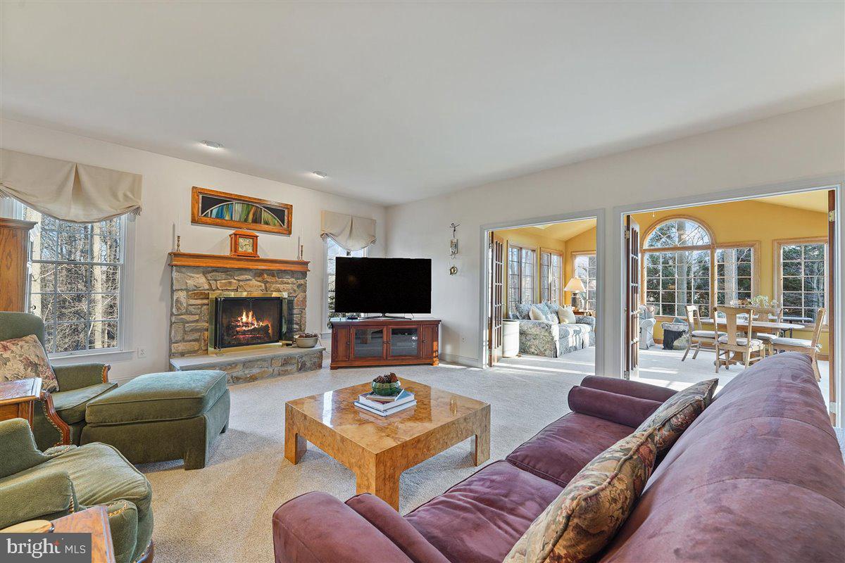 SPRINGTON CHASE - Residential