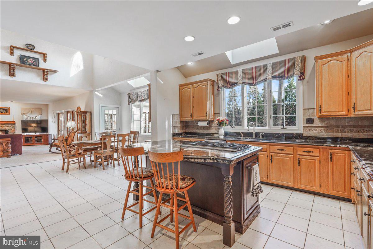 SPRINGTON CHASE - Residential