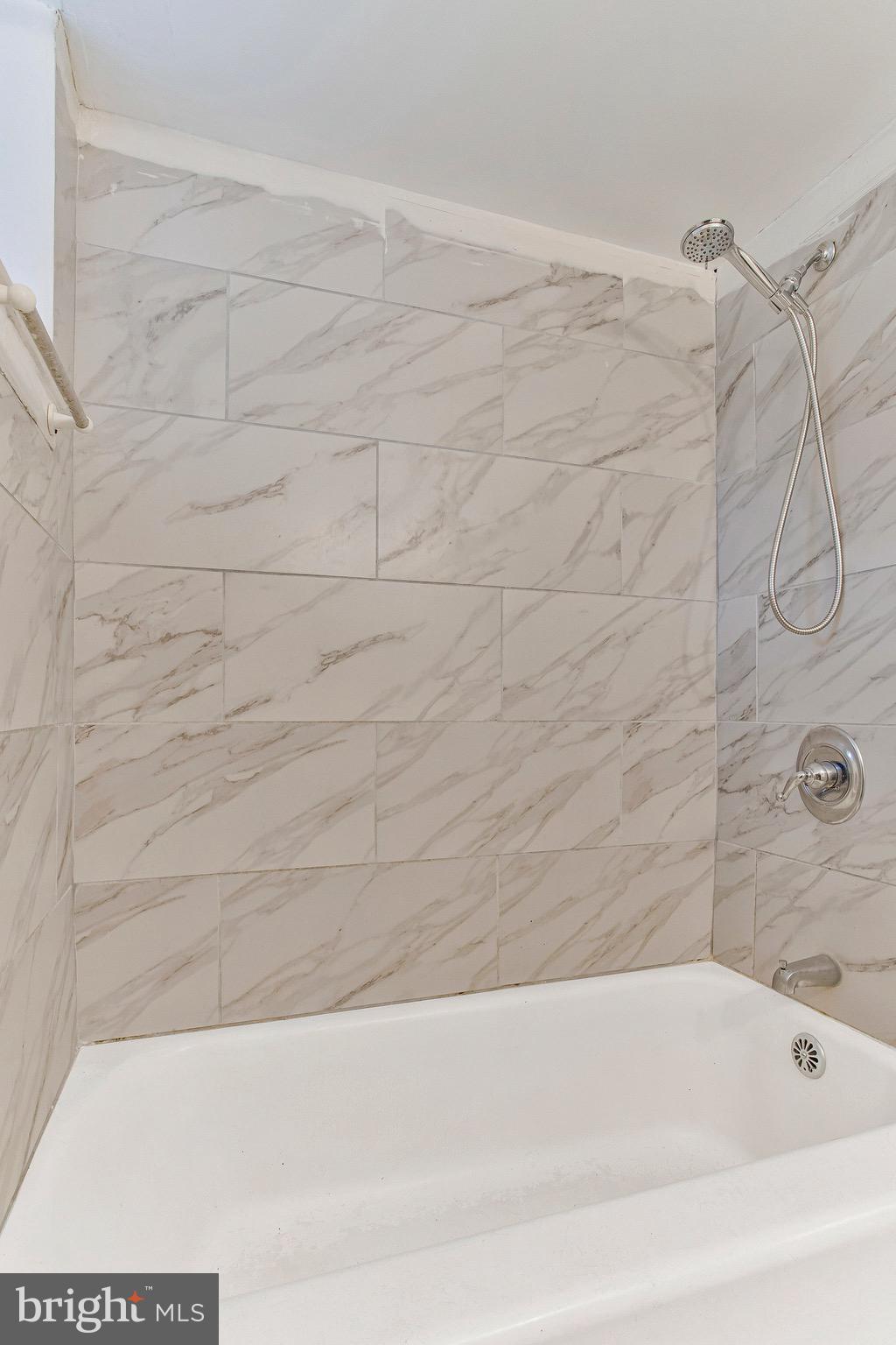 BELAIR-EDISON - Residential