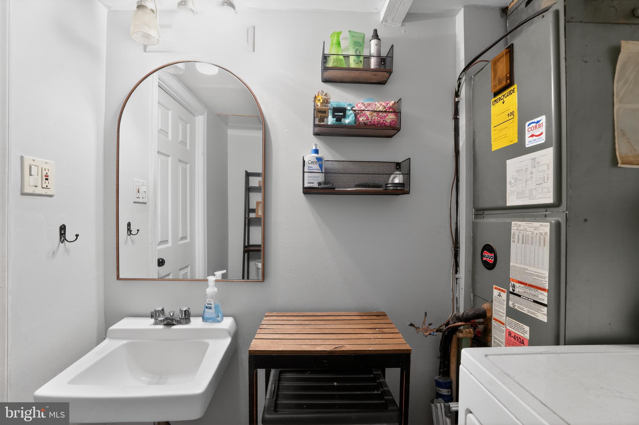 HILLTOP - Residential