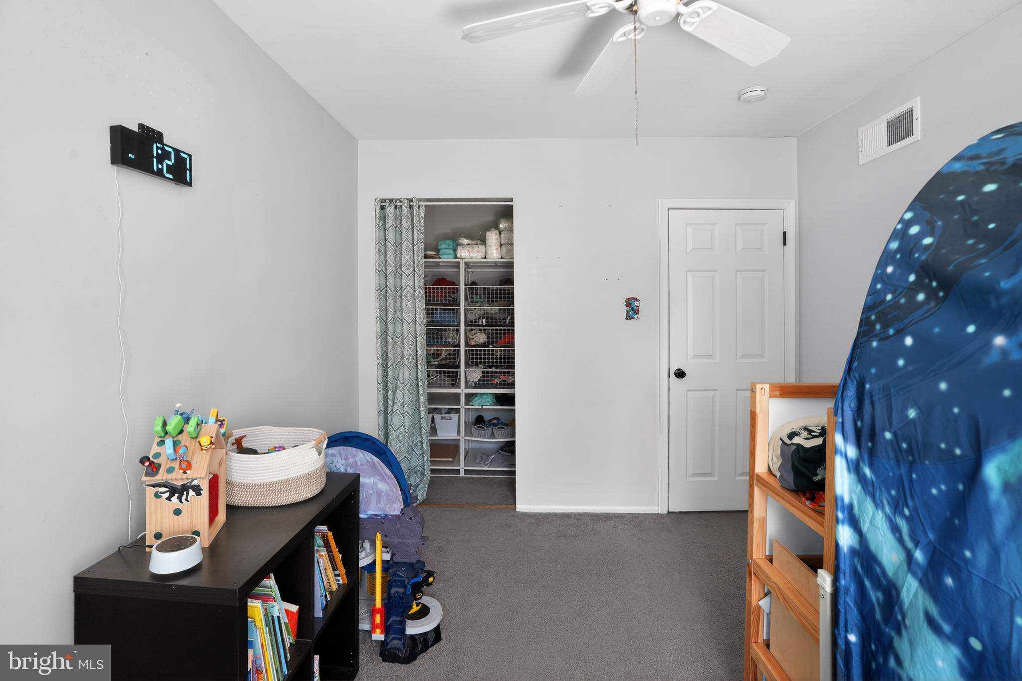 HILLTOP - Residential