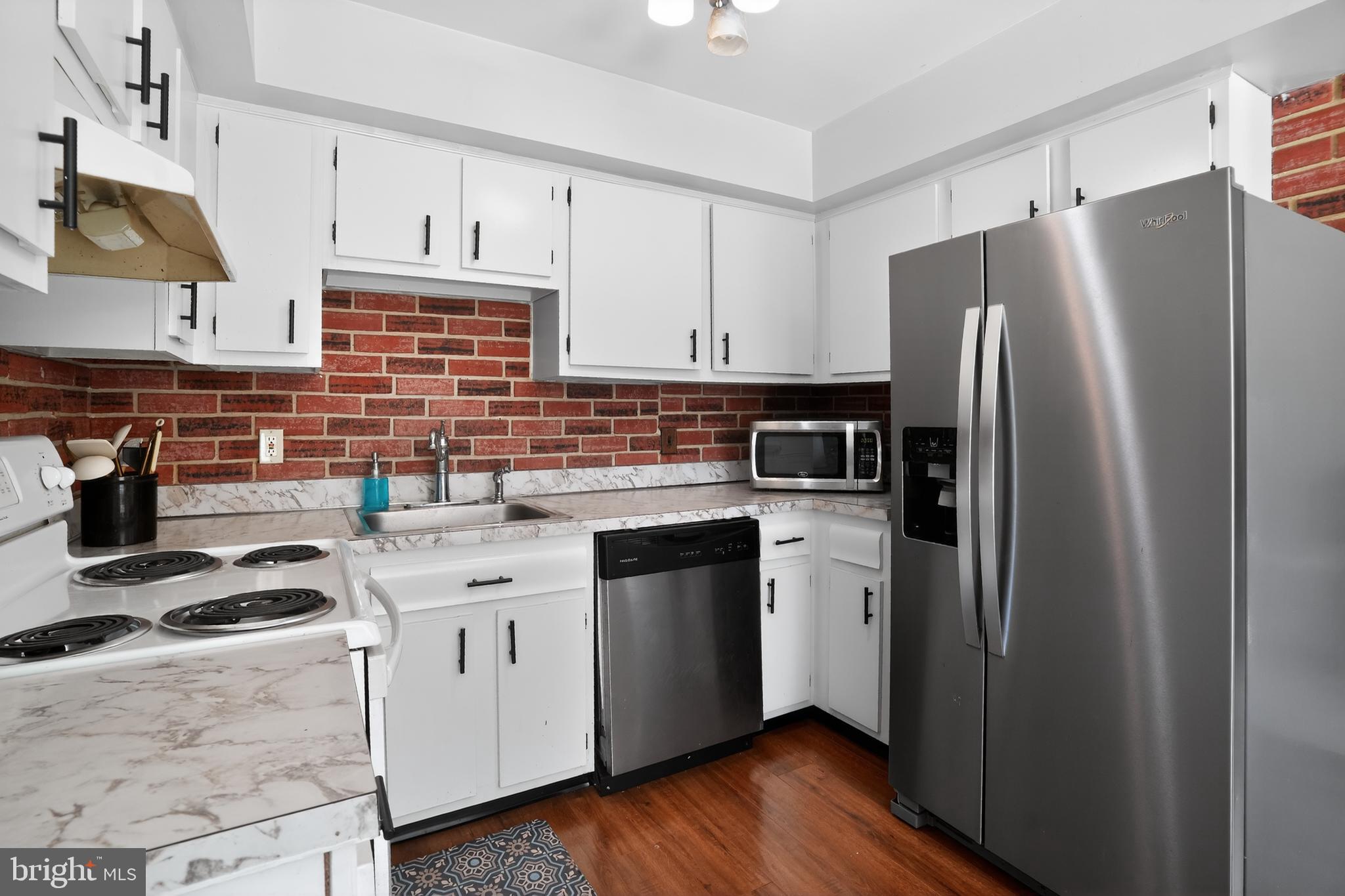 HILLTOP - Residential