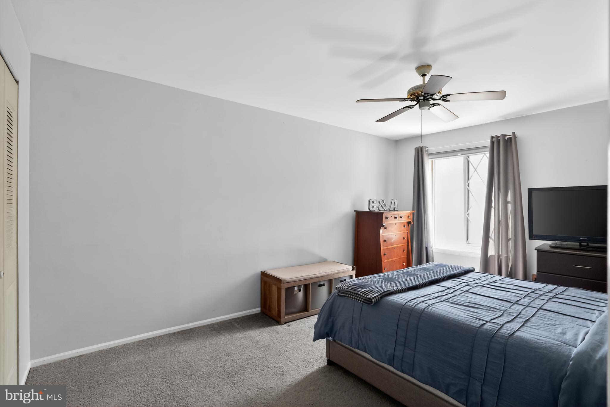 HILLTOP - Residential