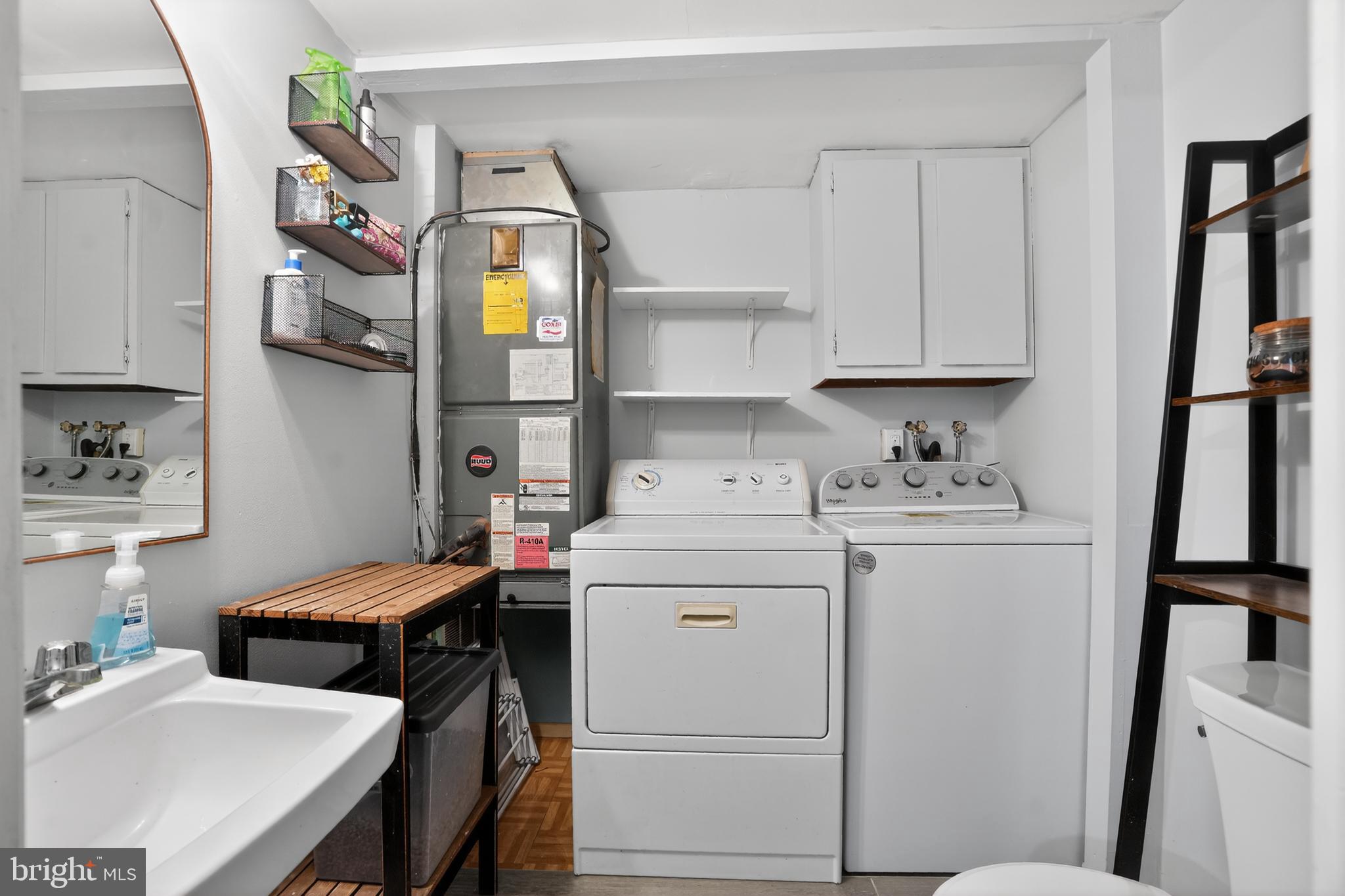 HILLTOP - Residential