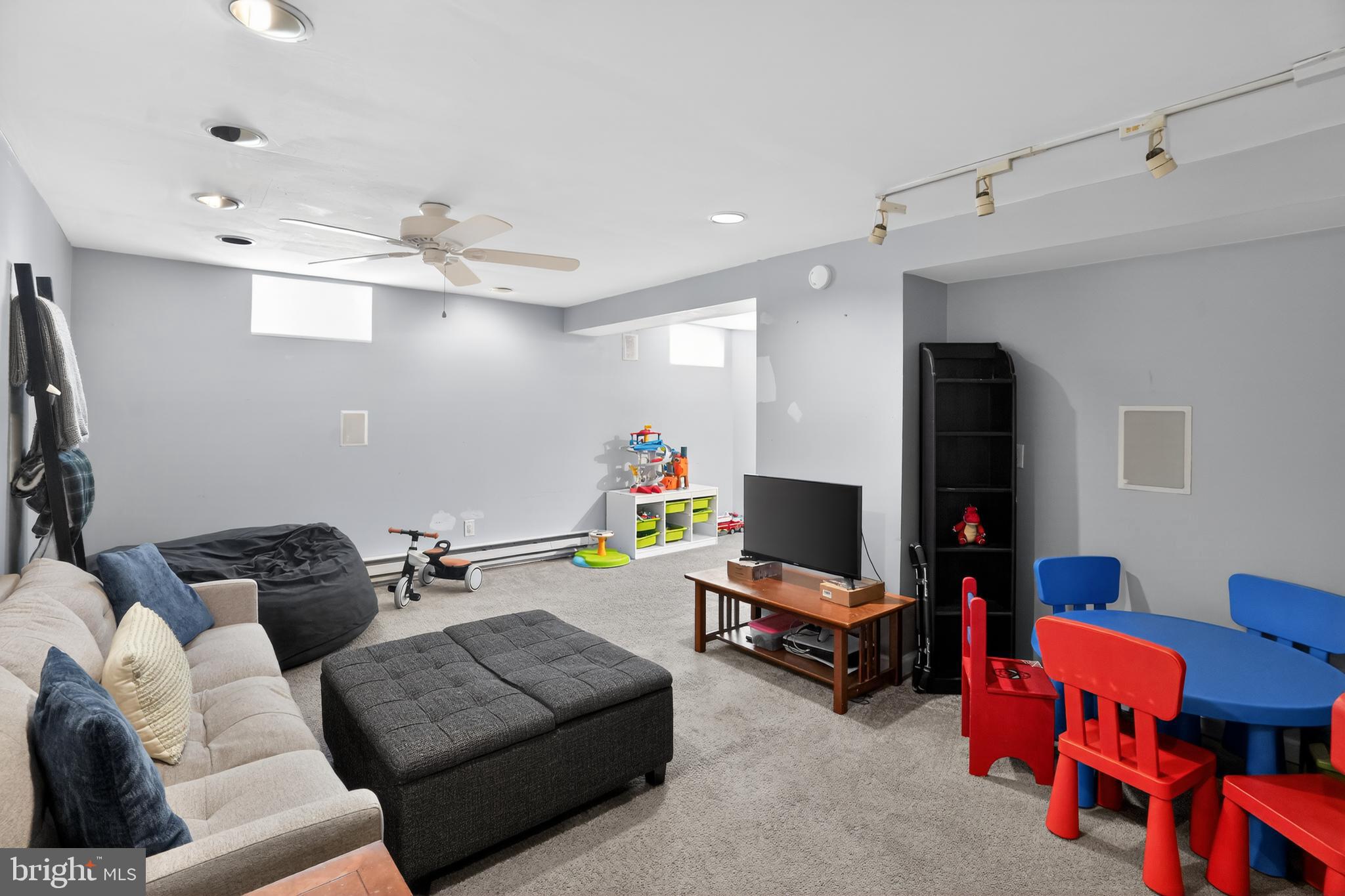 HILLTOP - Residential