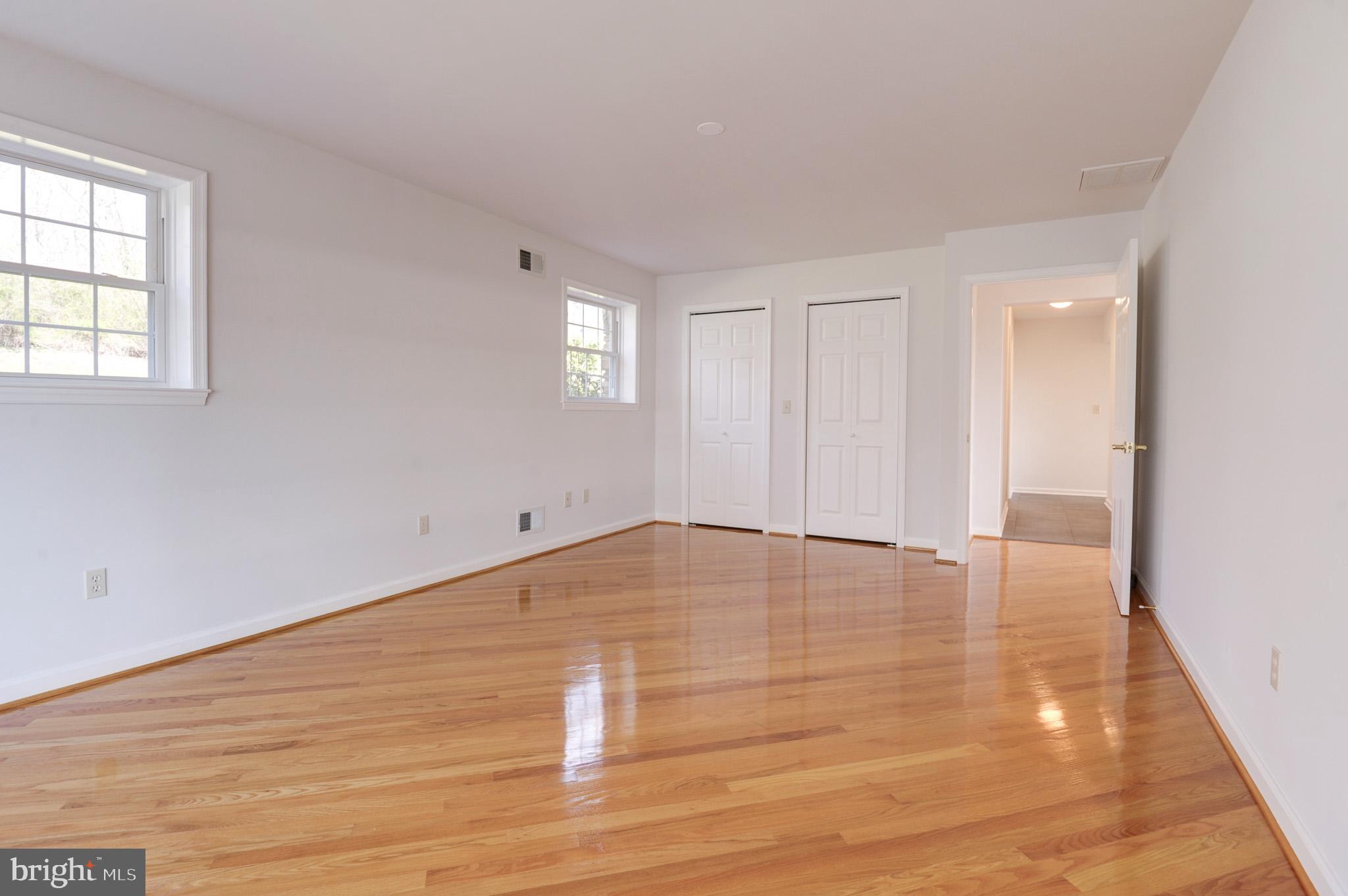 BLUE RIDGE CHASE - Residential