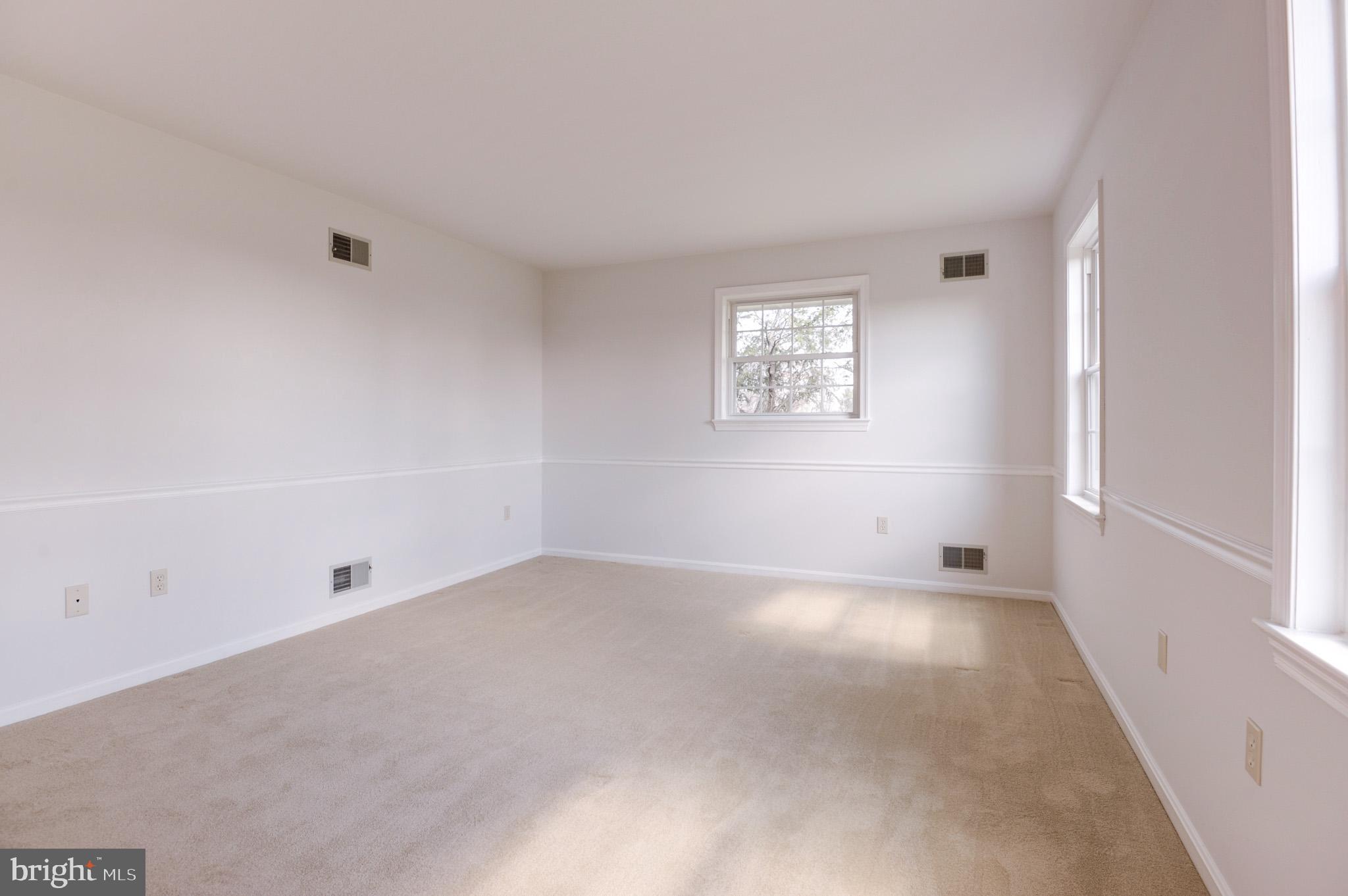 BLUE RIDGE CHASE - Residential