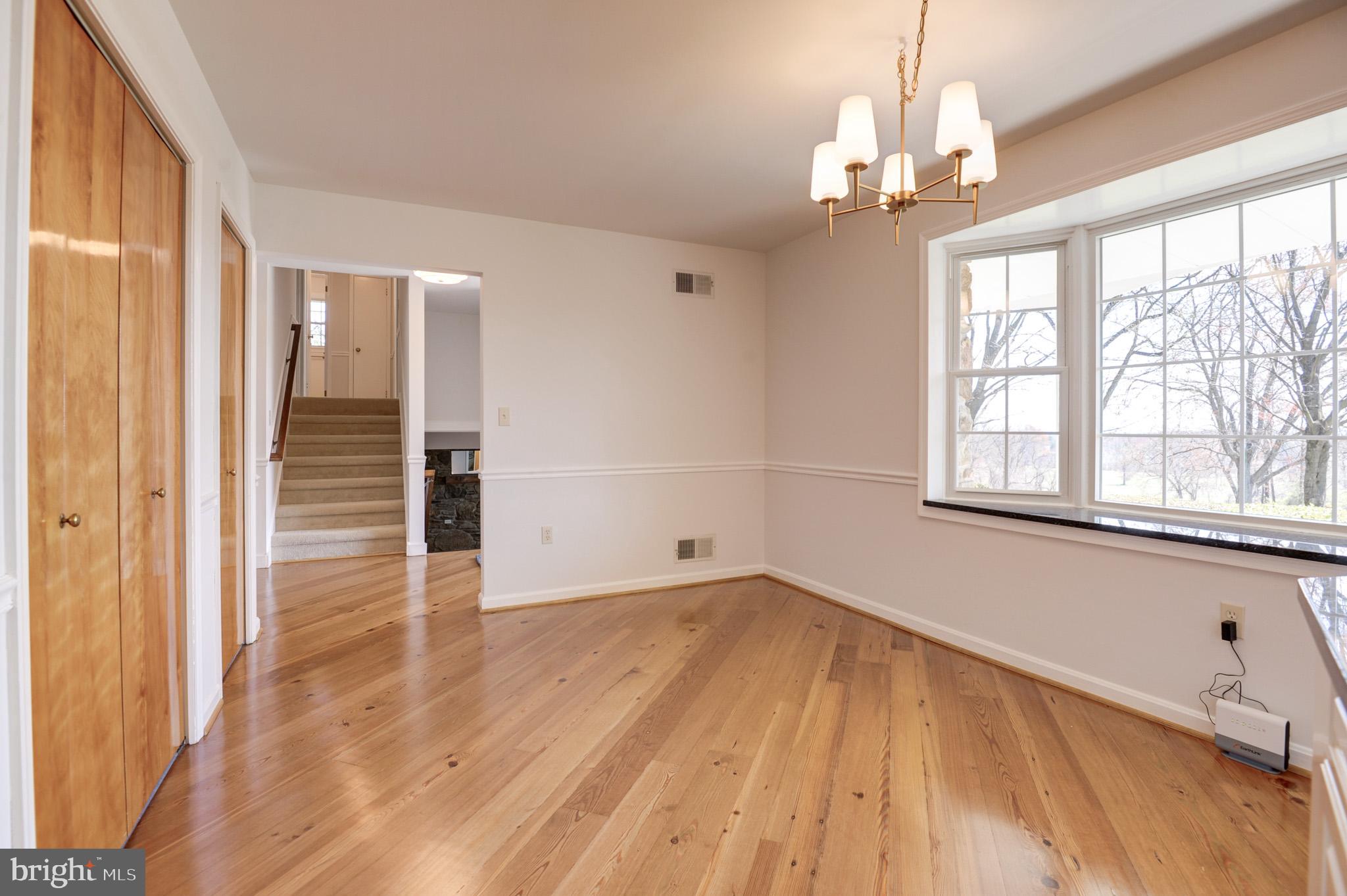 BLUE RIDGE CHASE - Residential