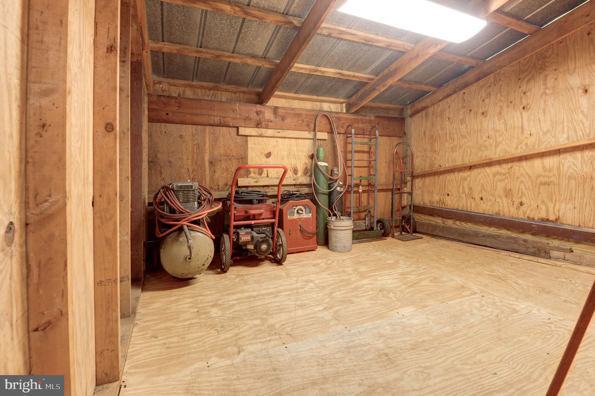 BLUE RIDGE CHASE - Residential