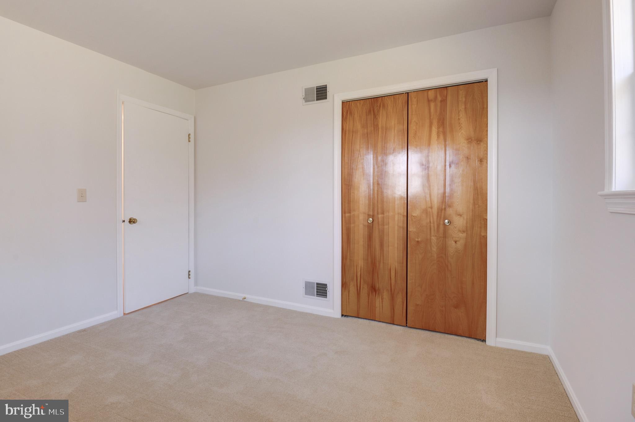 BLUE RIDGE CHASE - Residential