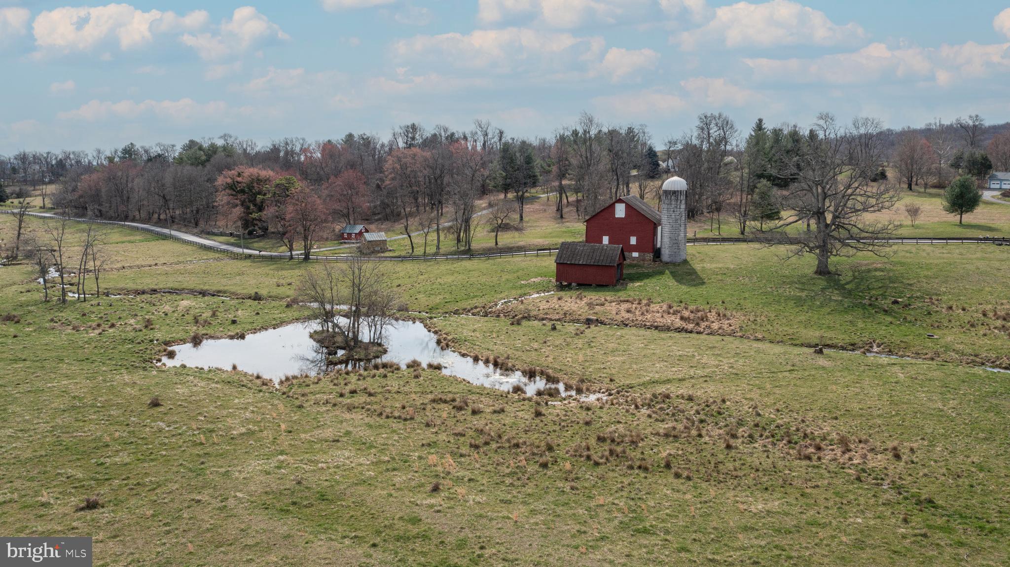 BLUE RIDGE CHASE - Residential