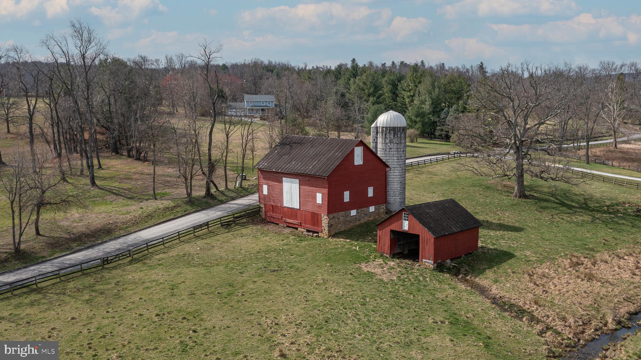 BLUE RIDGE CHASE - Residential