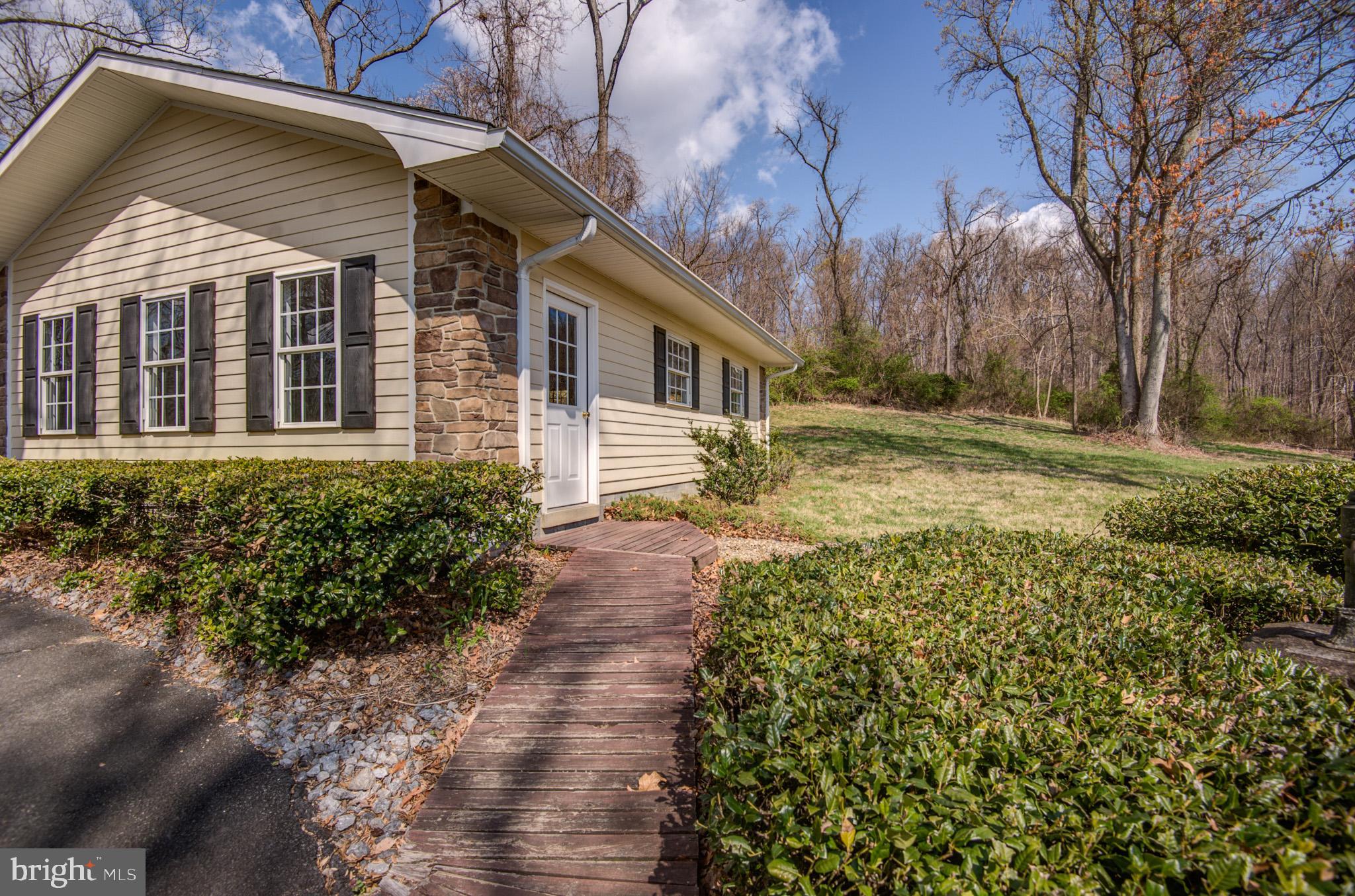 BLUE RIDGE CHASE - Residential