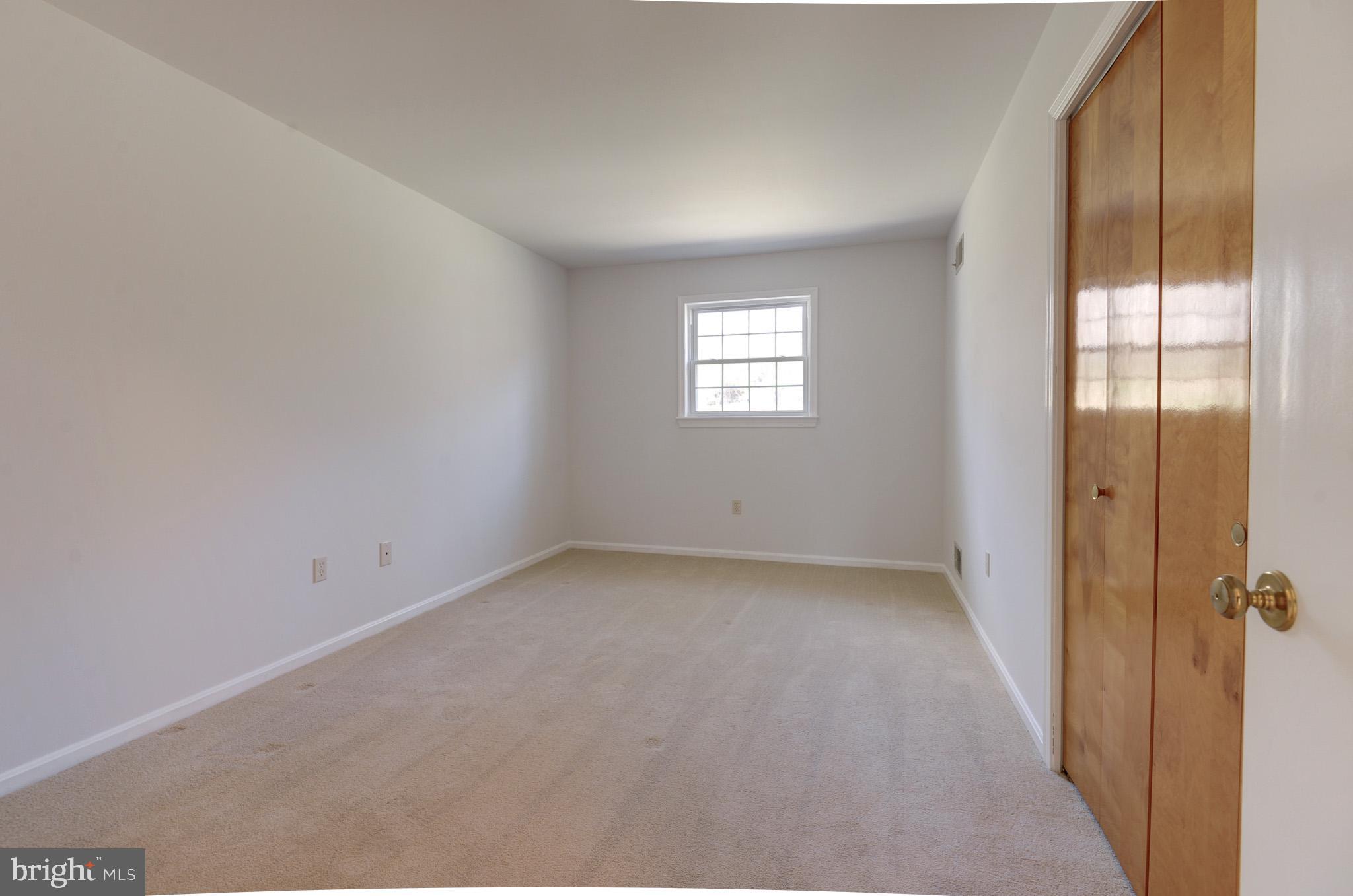 BLUE RIDGE CHASE - Residential