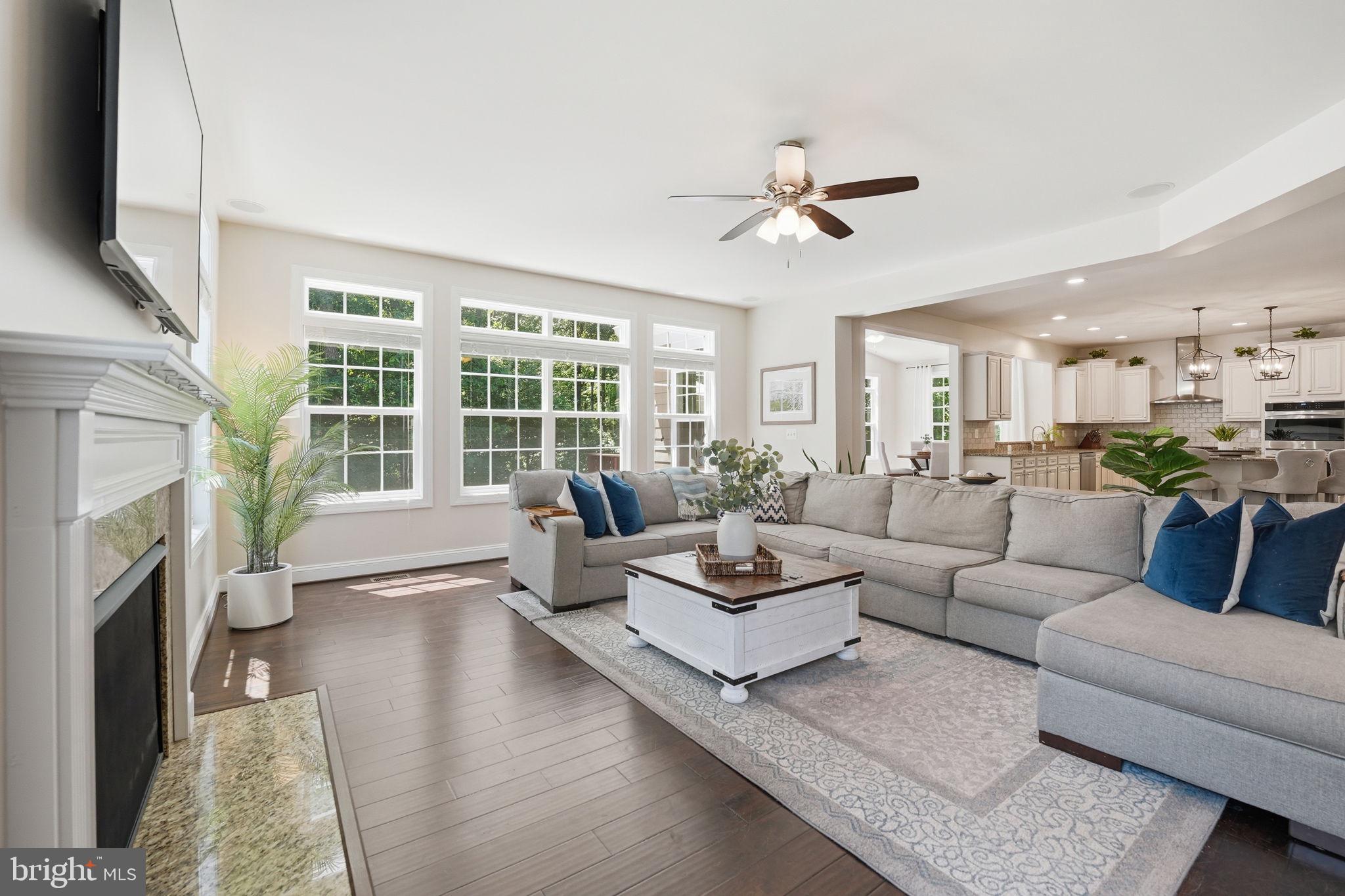11622 PINE HOLLOW LANE