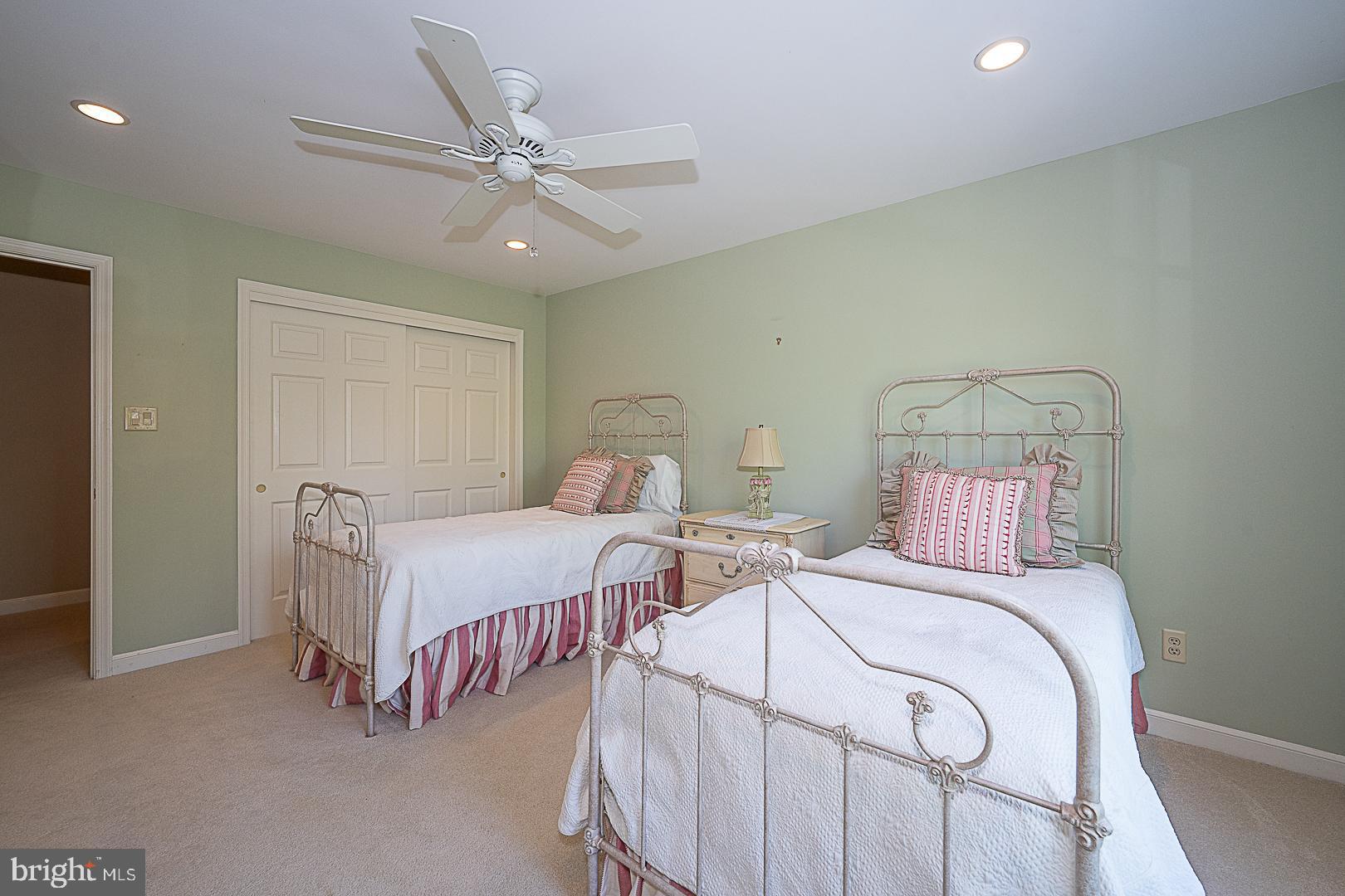 SUNWOOD FARM - Residential