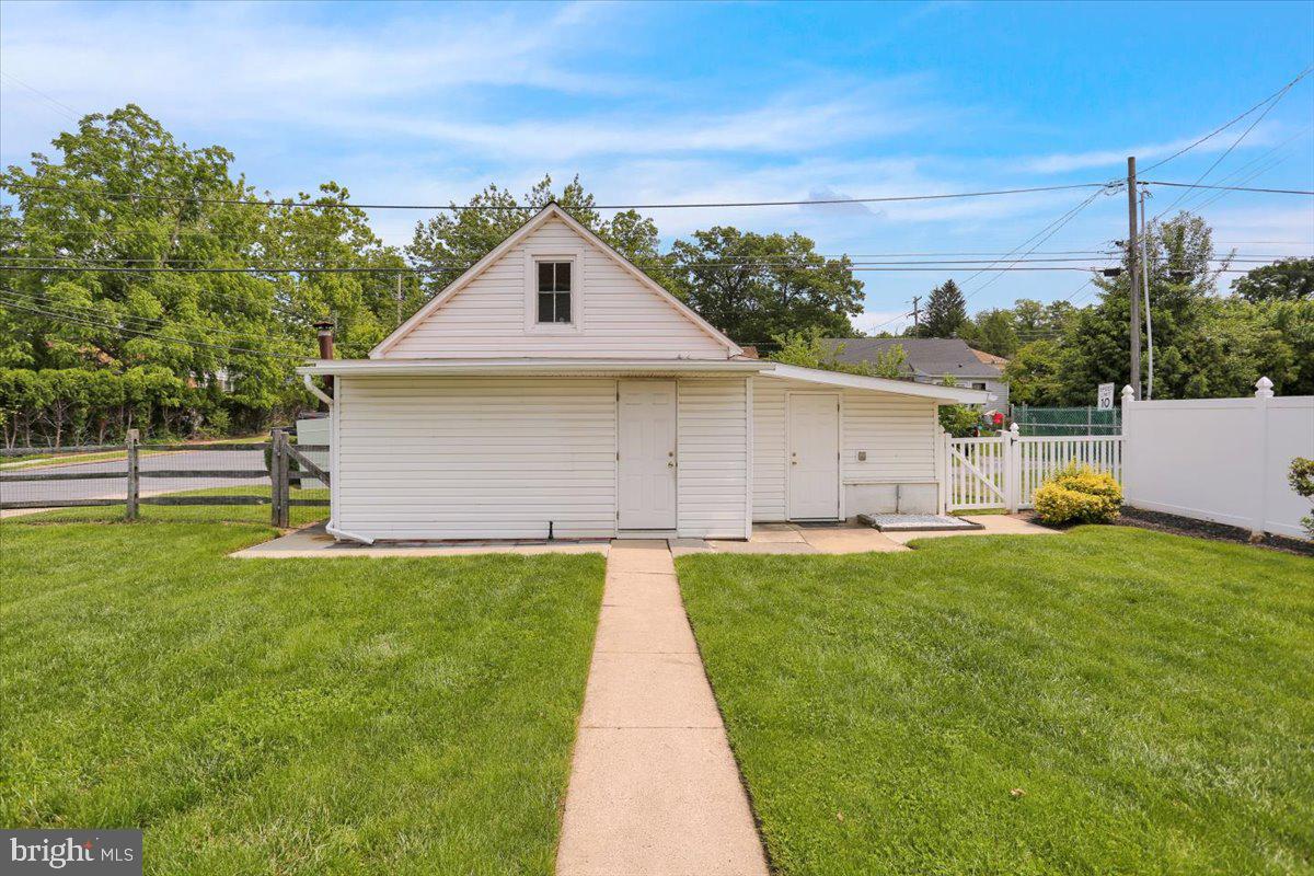 SOUTH TEMPLE HEIGH - Residential