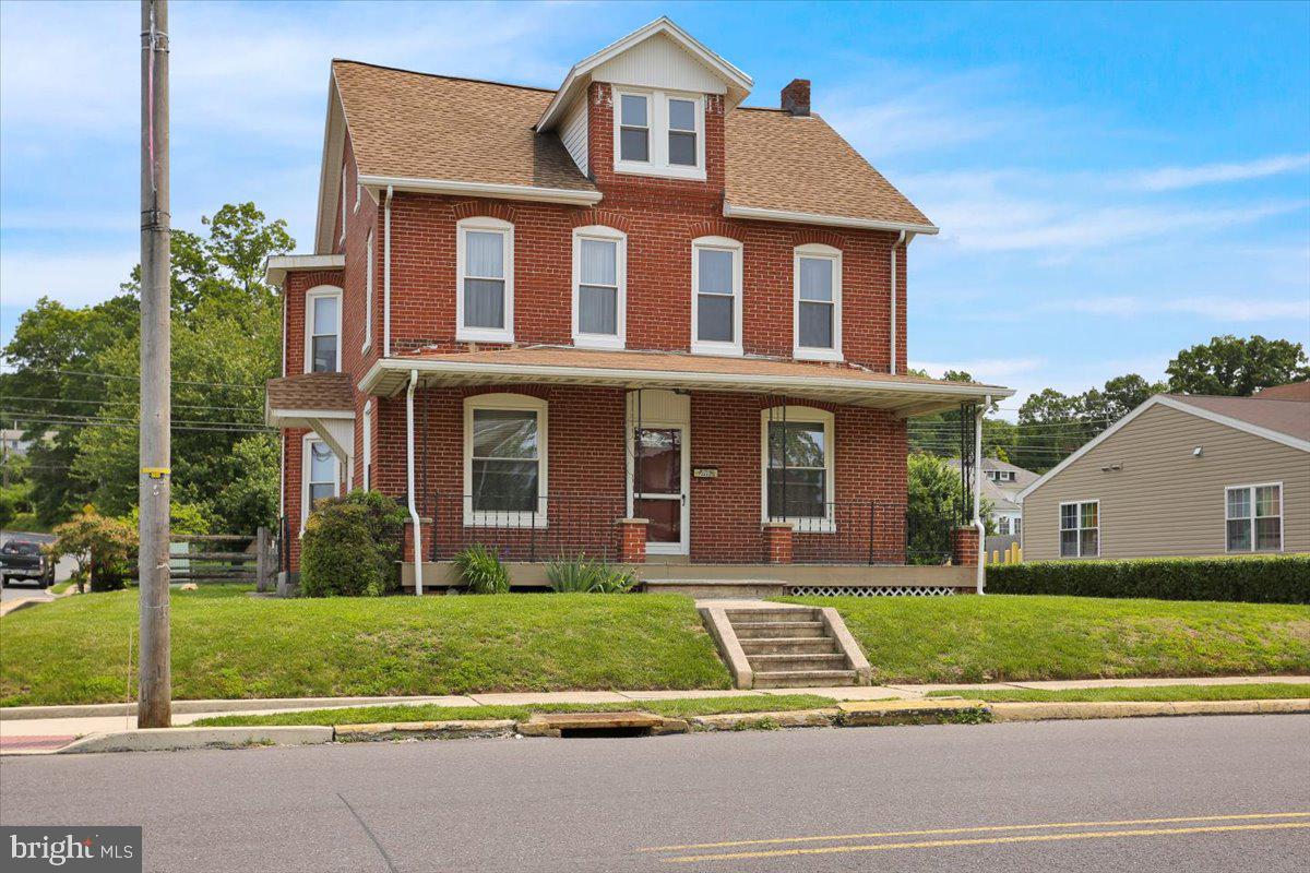 SOUTH TEMPLE HEIGH - Residential