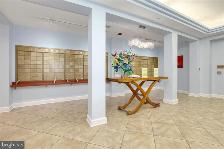 TURNBERRY COURTS AT LEIS - Residential