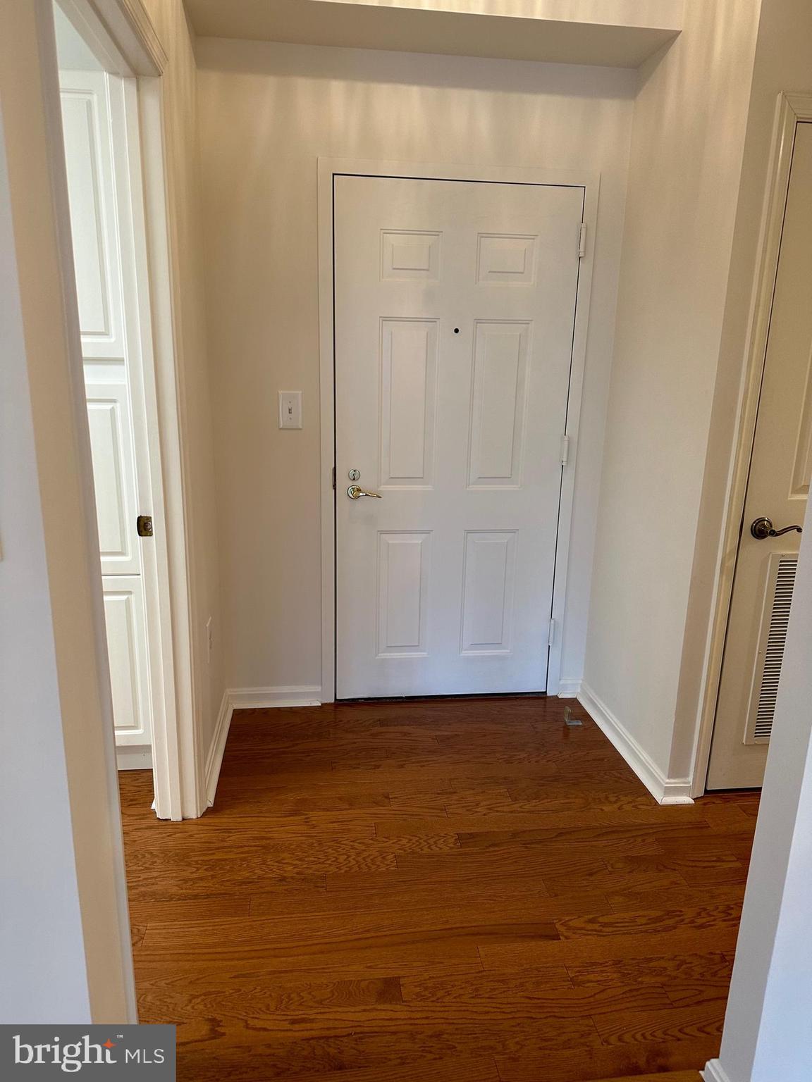 TURNBERRY COURTS AT LEIS - Residential