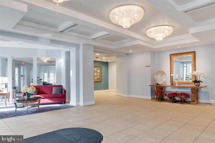 TURNBERRY COURTS AT LEIS - Residential