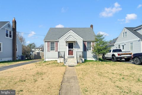 Homes For Sale - 12 New Hampshire Avenue<br/> CHERRY HILL, NJ 08002