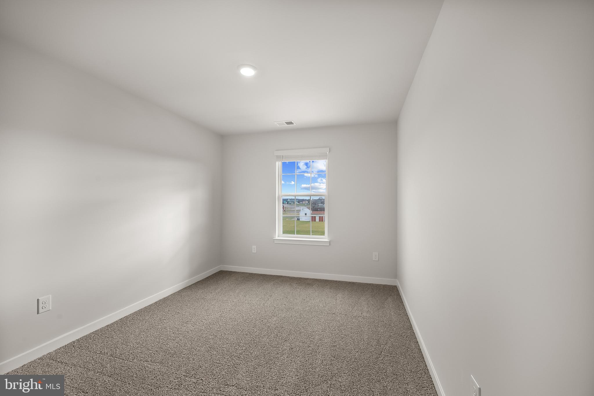 RIVERPOINTE - Residential